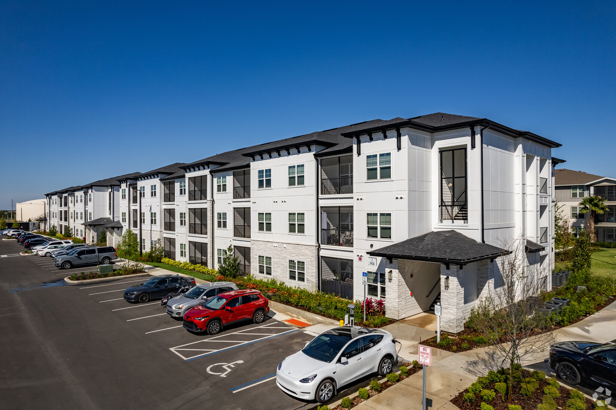 Birchstone Waterleigh marks Ashcroft Capital's seventh multifamily acquisition in the Orlando, Florida, market. (CoStar)