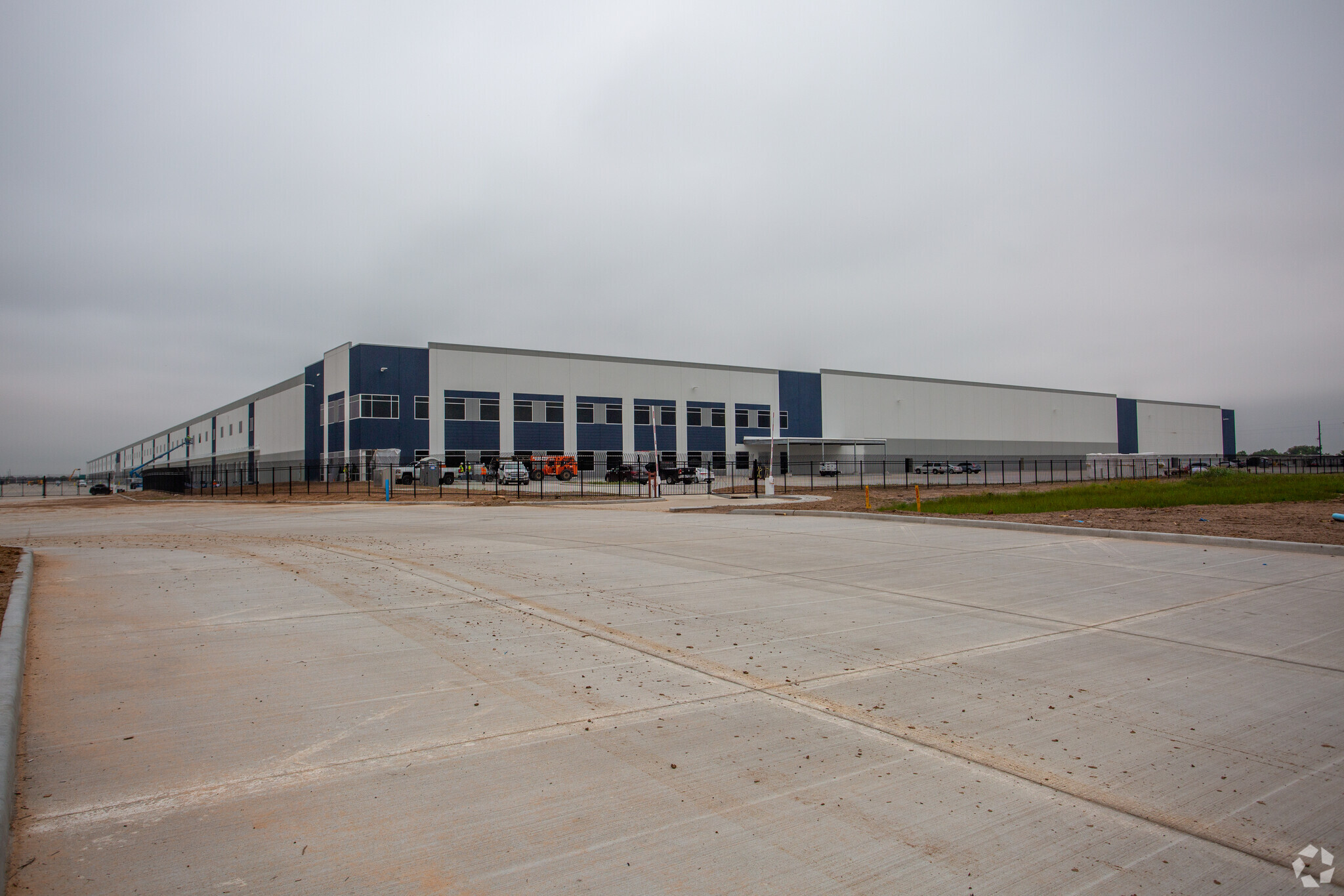 Igloo Products Renews Industrial Lease in Katy