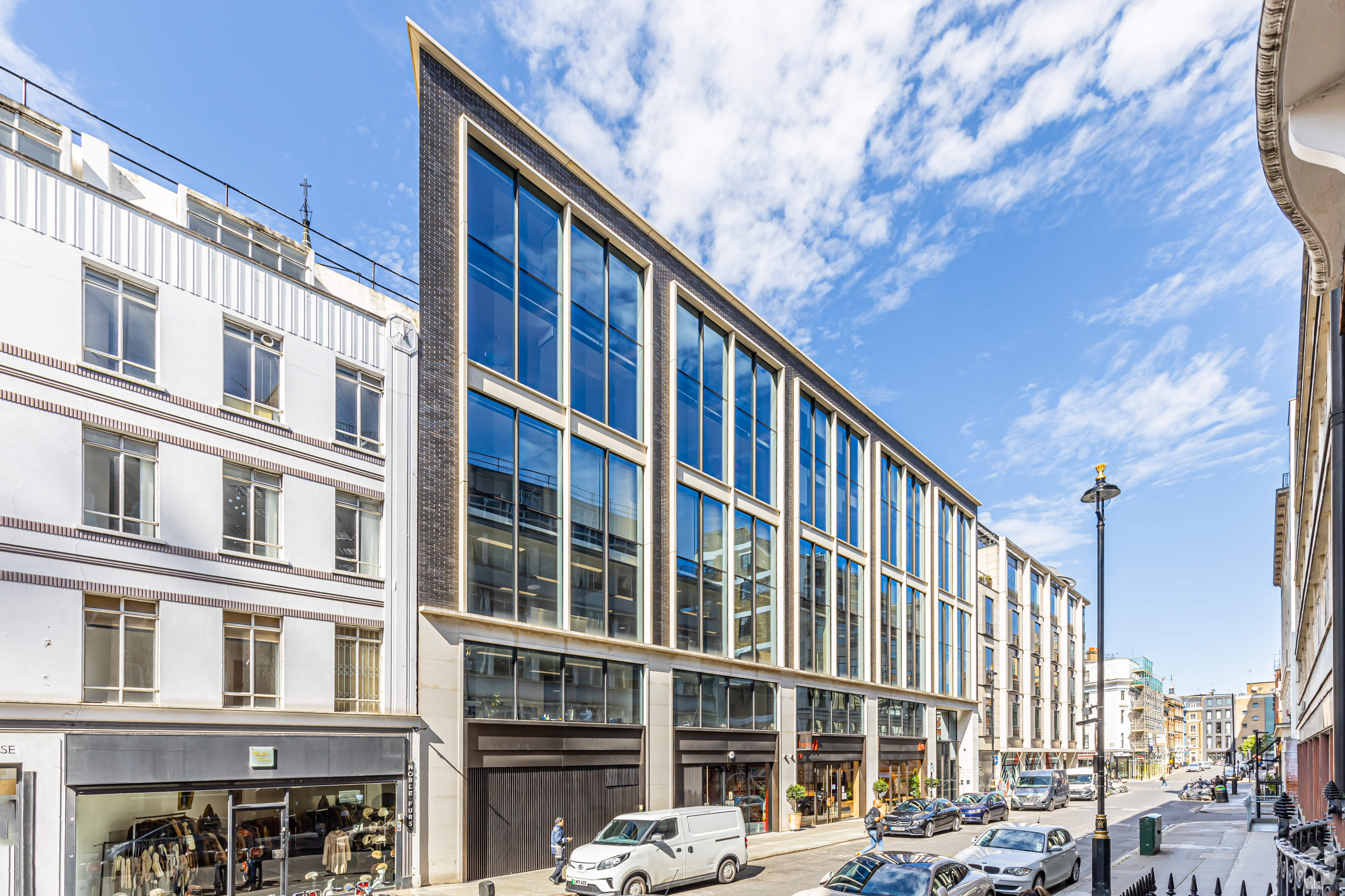 LSH Recruits Senior Duo to Central London Investment Team