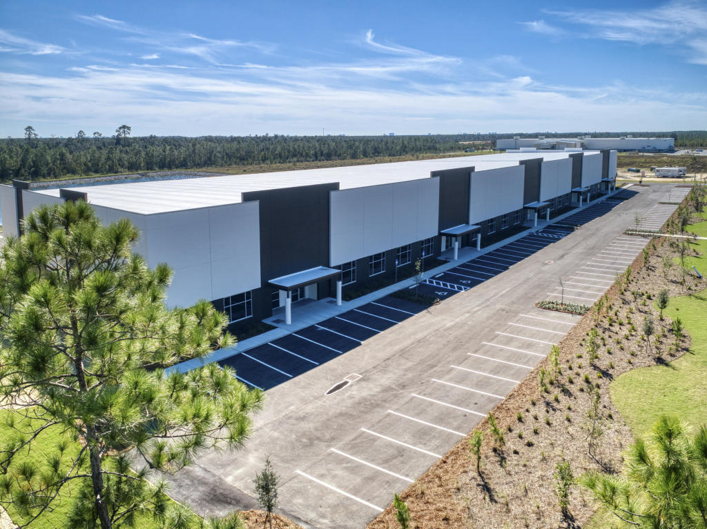 Triumph Gulf Coast has voted to give $98.4 million for a Florida State University project that would lead to the construction of new aerospace and advanced manufacturing facilities just north of Panama City. (CoStar)