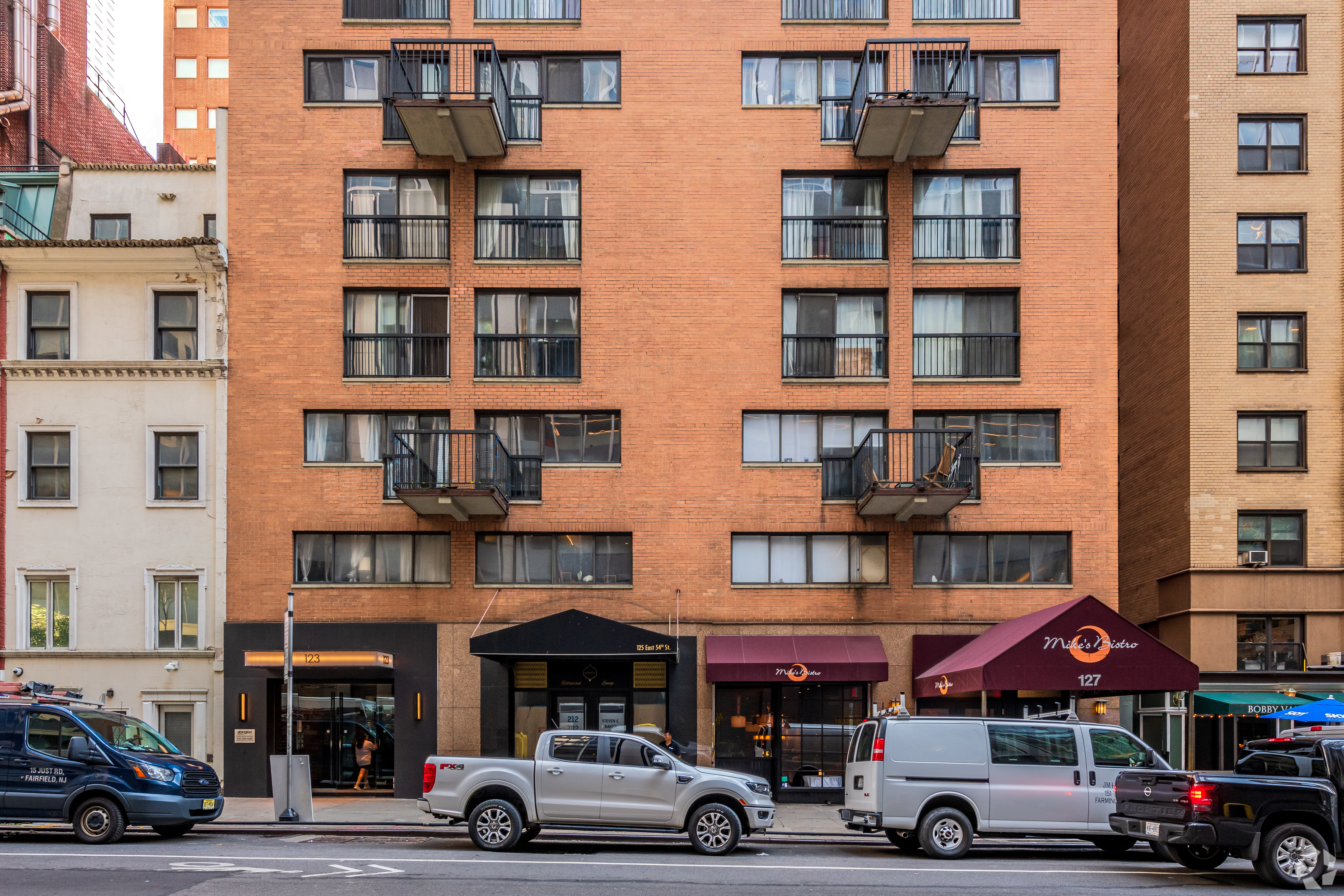 Slate Property Group bought two multifamily buildings in New York, including 123 E. 54th St. for $37.7 million. (Jacob Mollohan/CoStar)