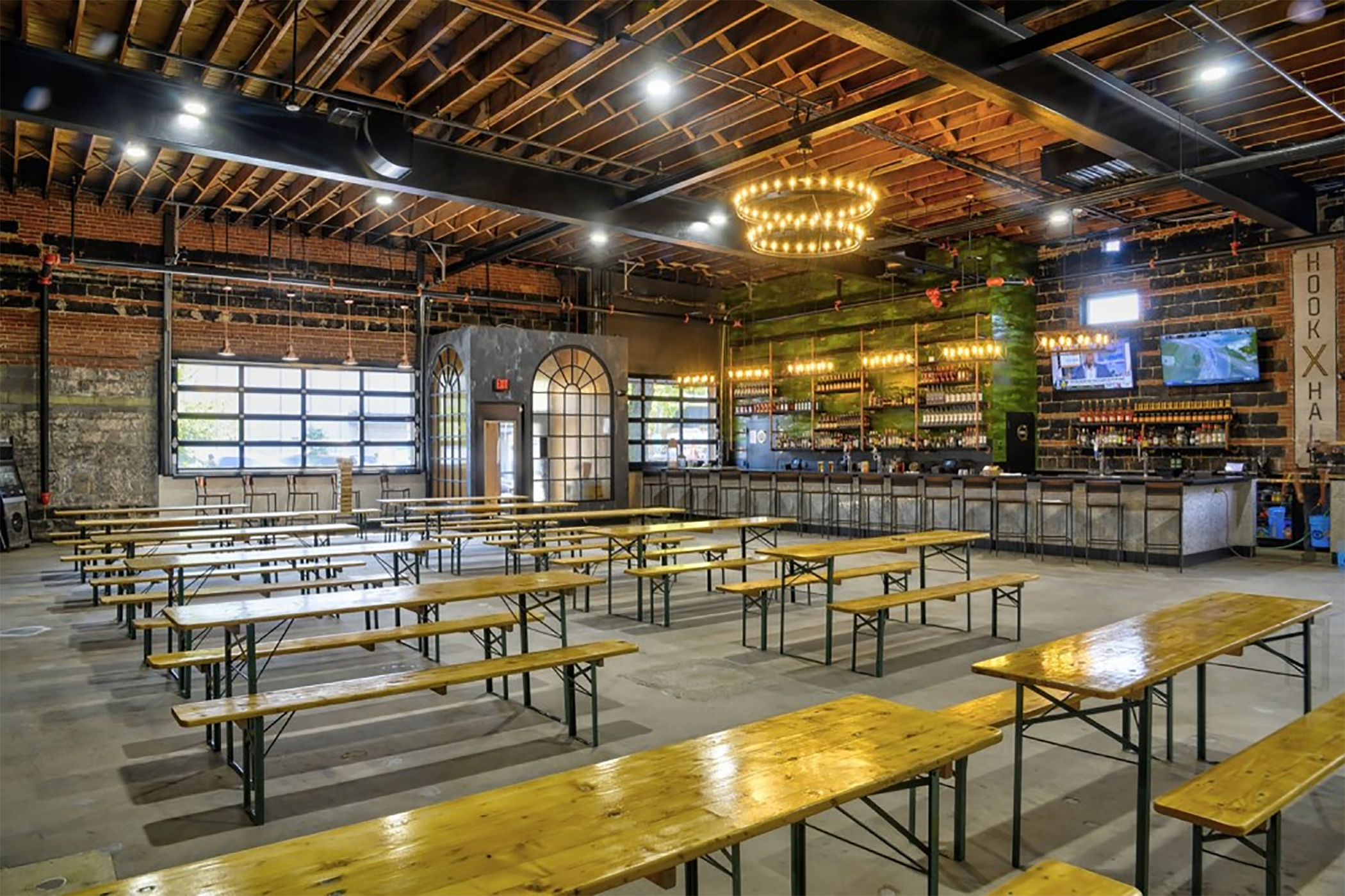 Community TakeOut Kitchens Begin to Sprout Out of Shuttered DC Restaurants