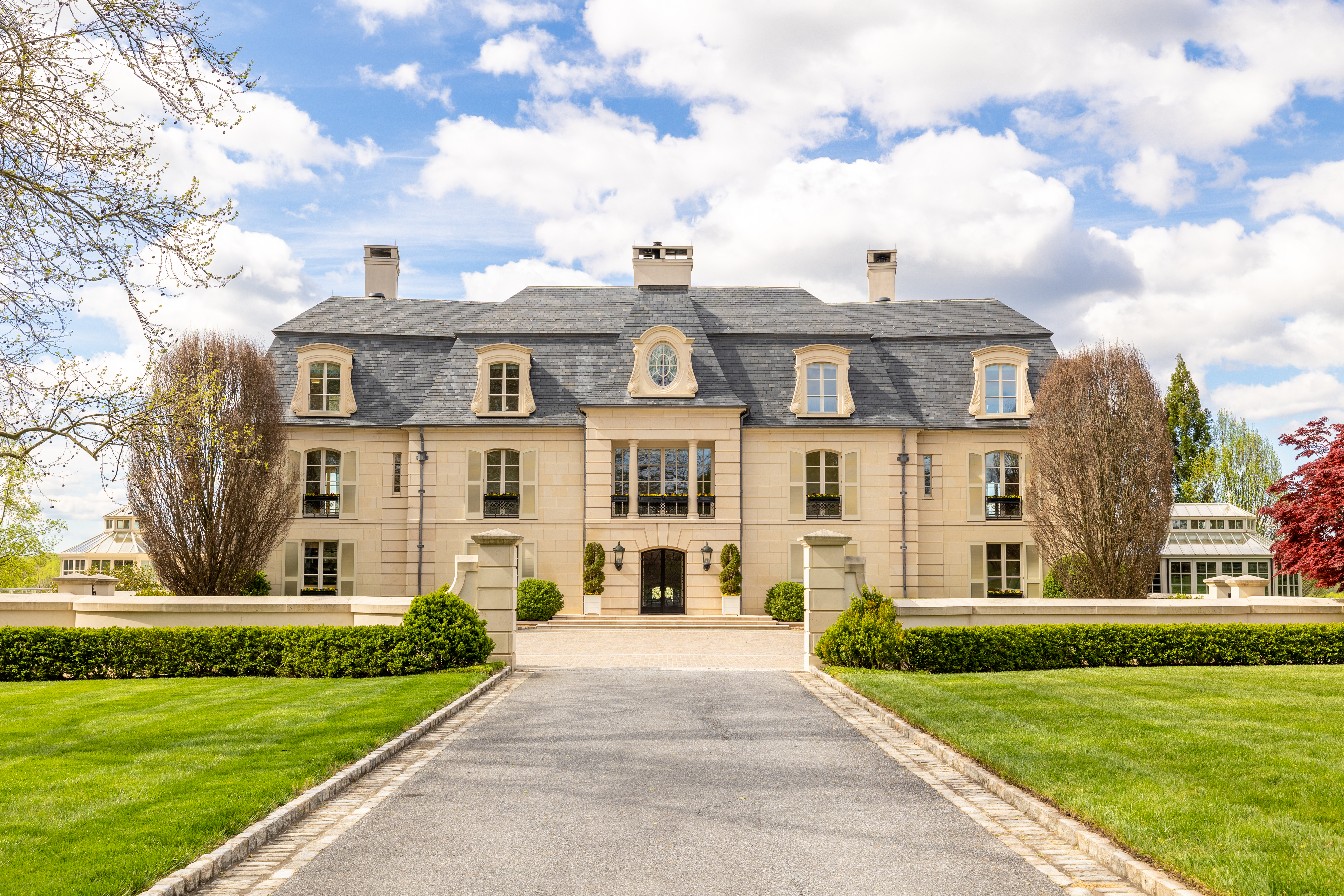 Former Washington Commanders owner’s Maryland home to be auctioned to benefit cancer research, patient support