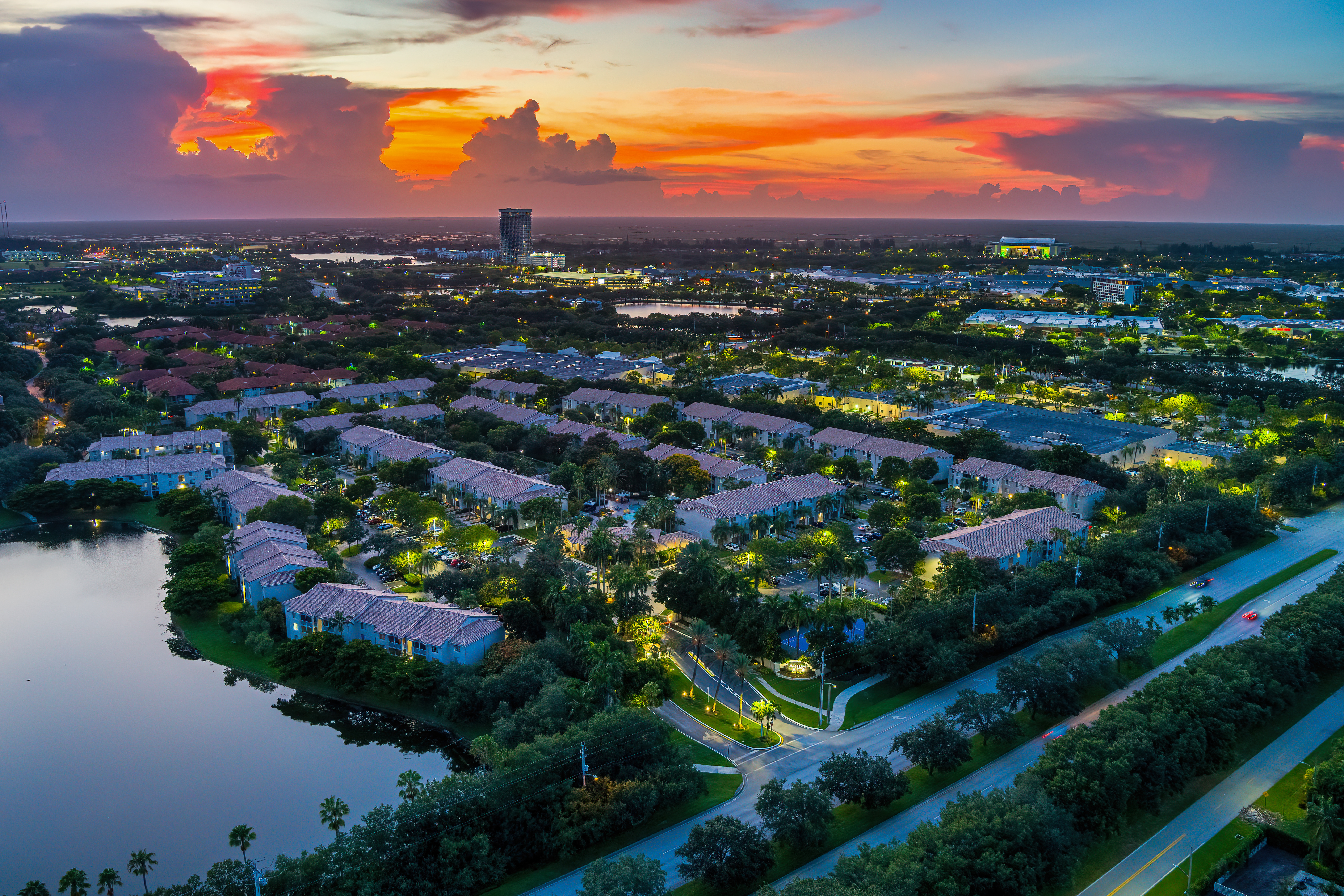 Arium Sunrise is one of two recent acquisitions by Denver-based BMC Investments as the real estate company expands into the Florida multifamily market. (BMC Investments)