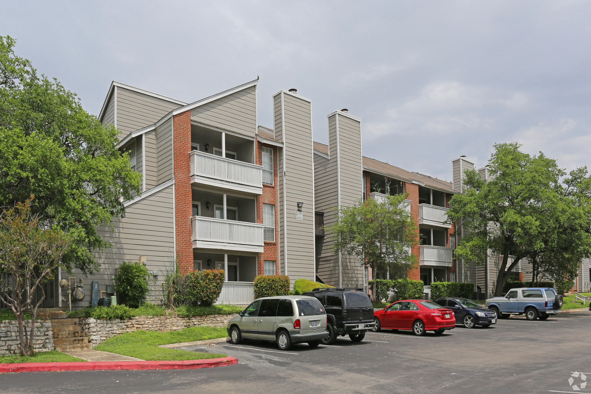 California Private Equity Firm Picks Up San Antonio Apartment Complex