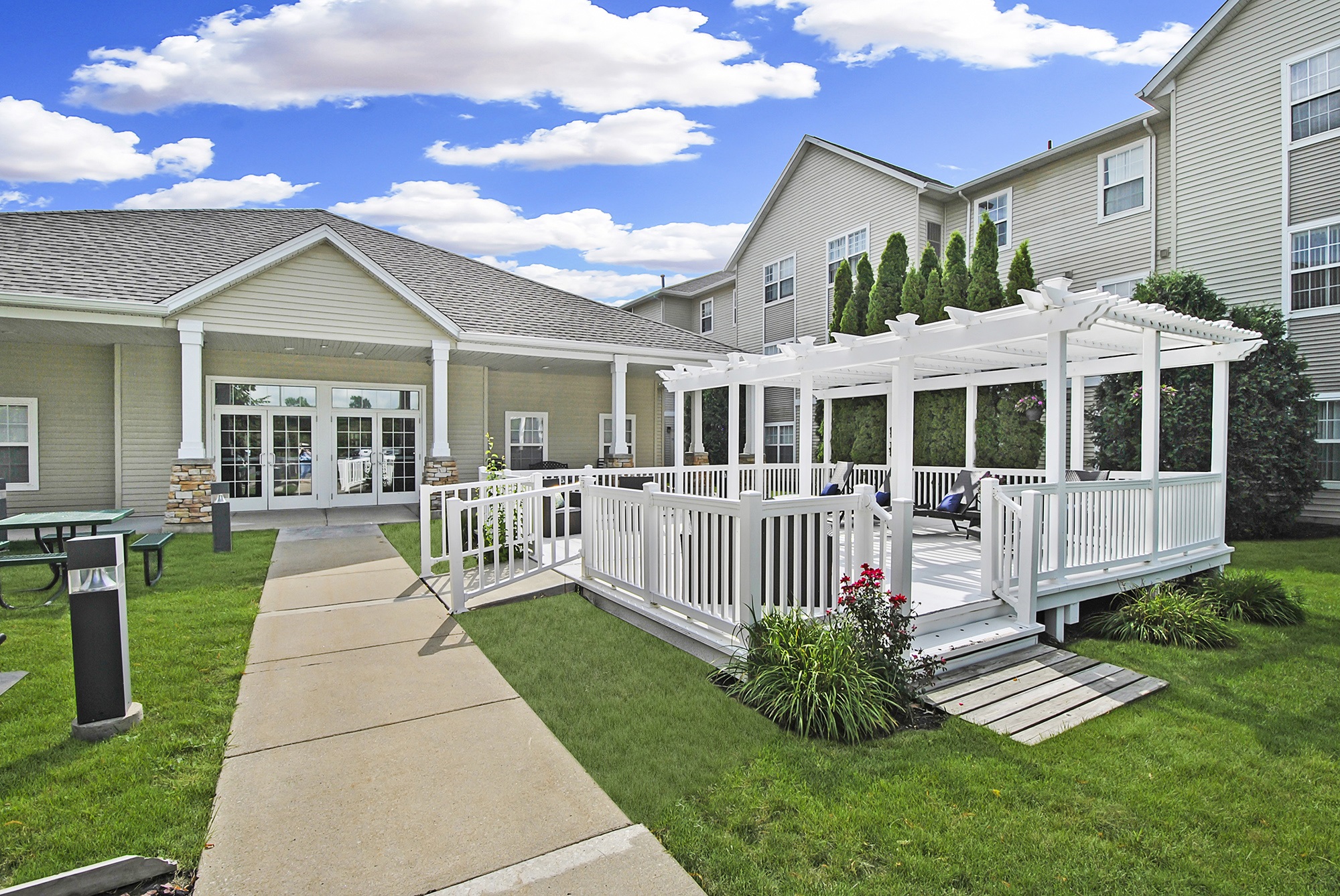Lynden Parke apartments (CoStar)
