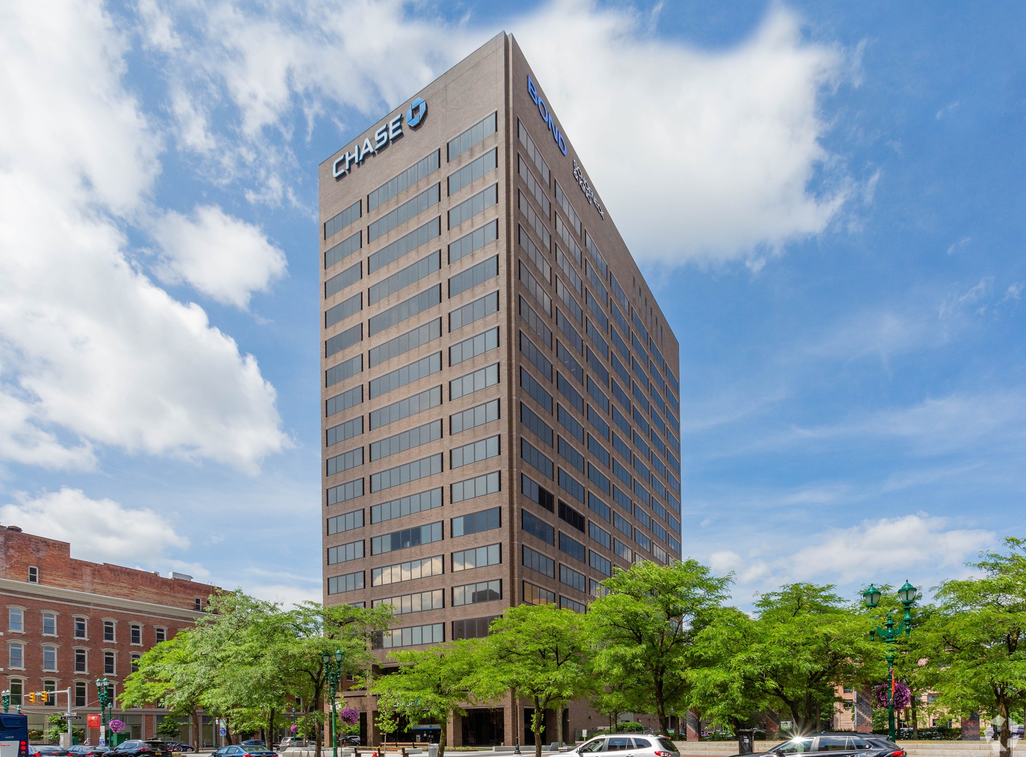 Semiconductor manufacturer Micron Technology leased space at the One Lincoln Center office tower in Syracuse, New York. (Tina Wood/CoStar)