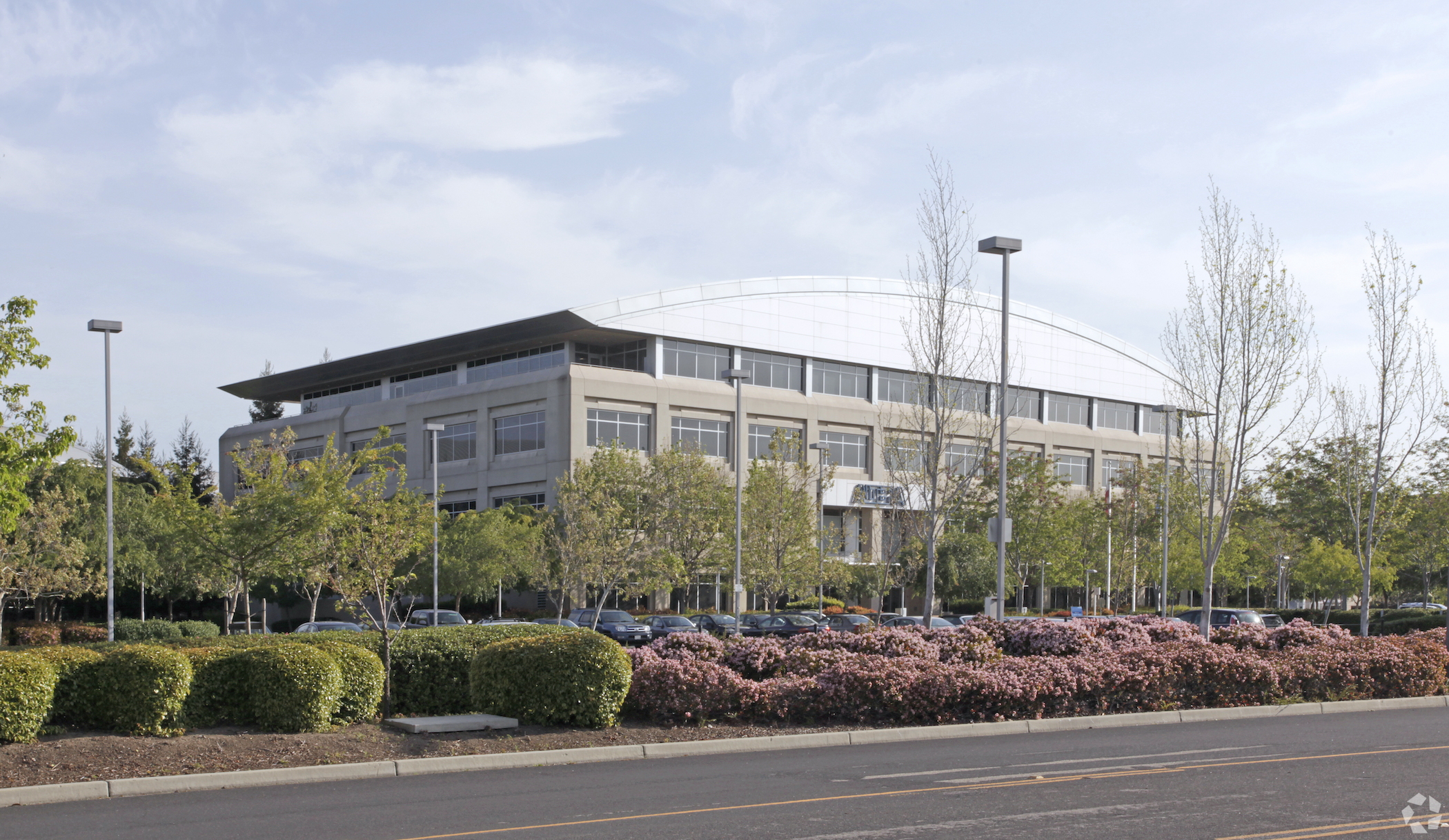 News | Intel Looking To Land Sale-Leaseback Deal After Listing Silicon ...