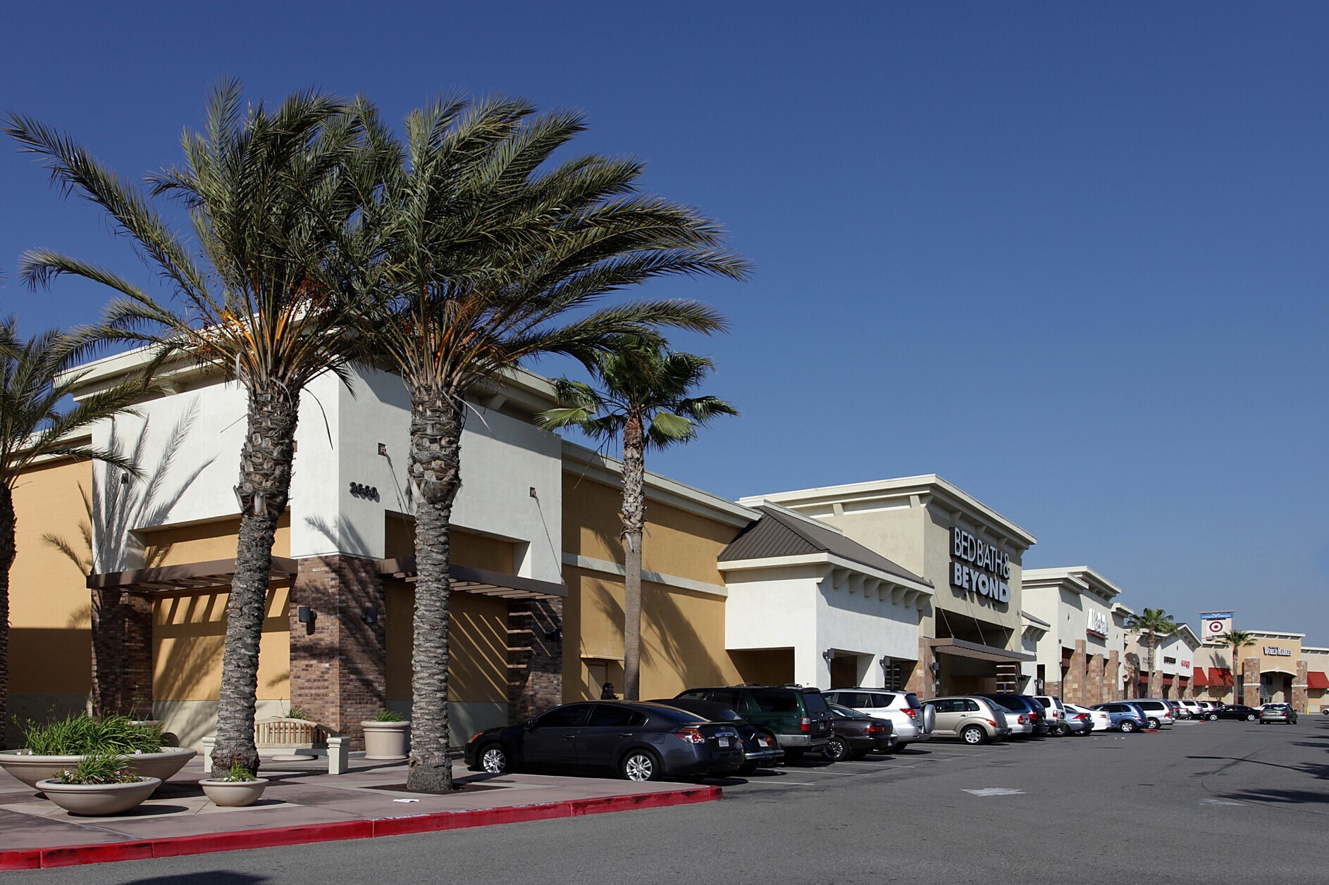 Nordstrom Rack Replacing Bed Bath & Beyond in Riverside Shopping Center