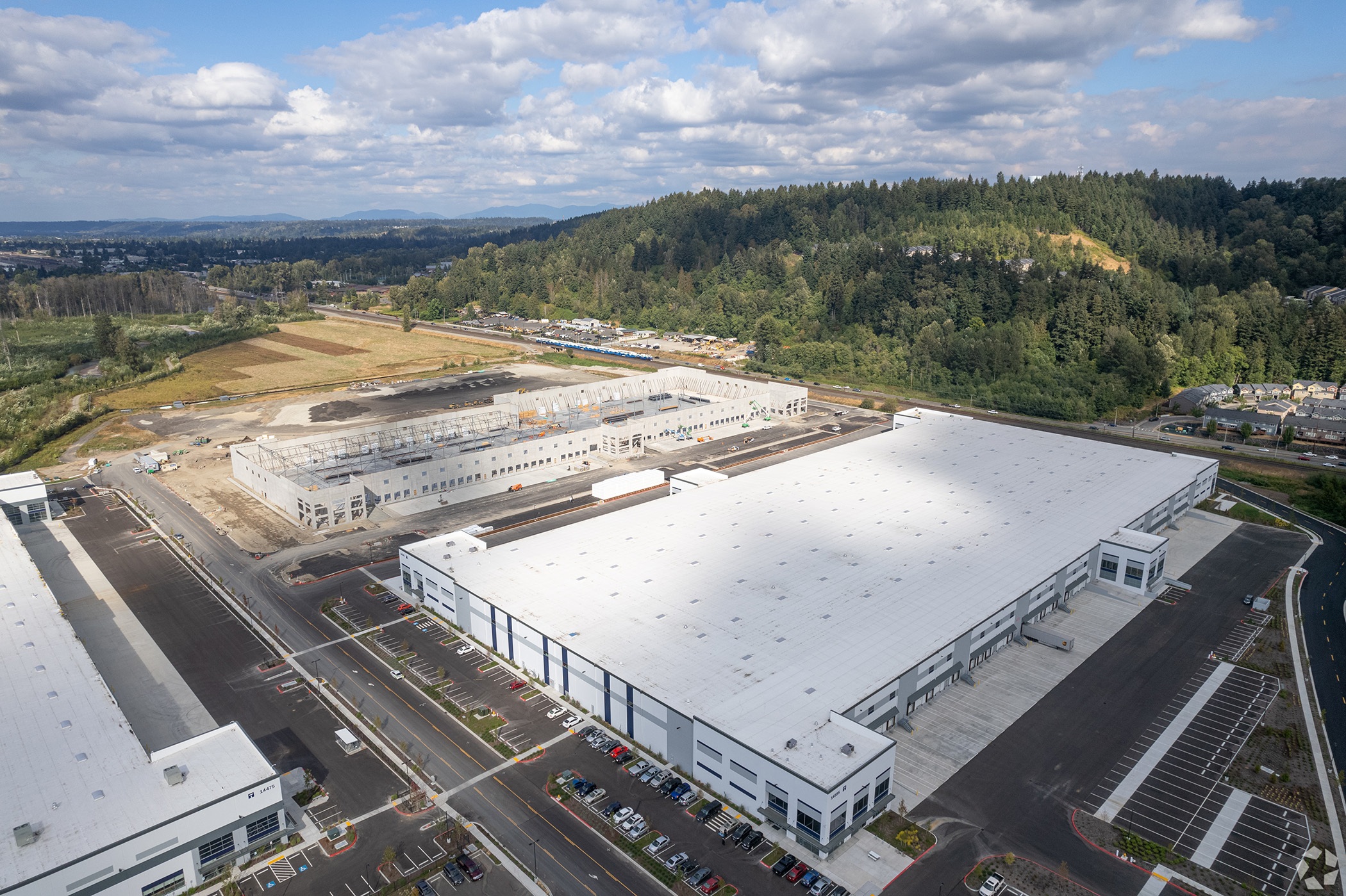 Pennsylvania Logistics Firm Leases Industrial Building South of Seattle