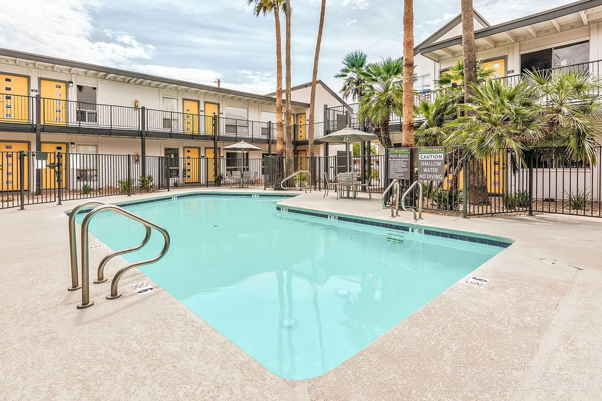 Private Investor Buys Apartments Near Phoenix's Camelback District for