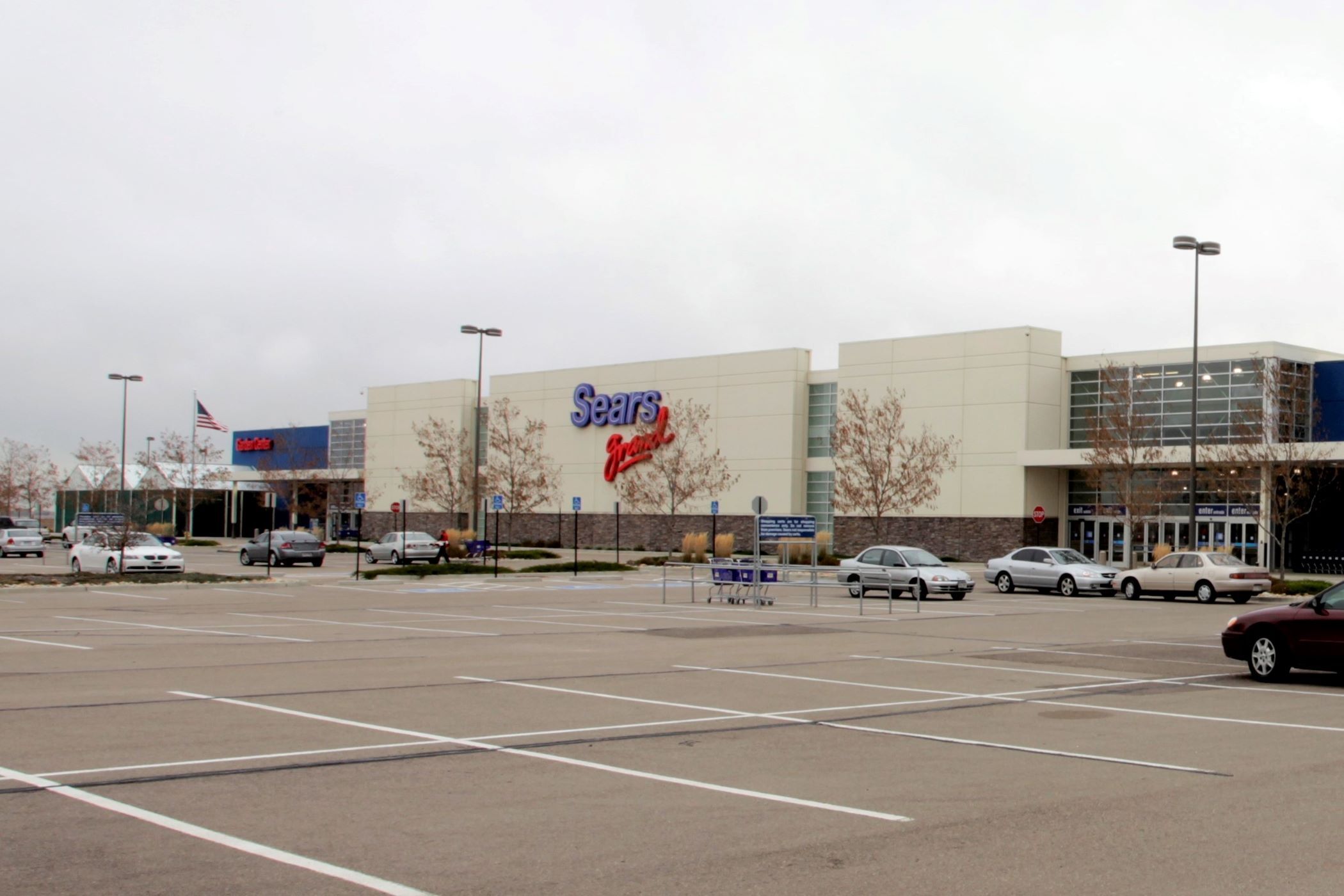 Sears Property Owner Lists Up to 50 Sites for Sale