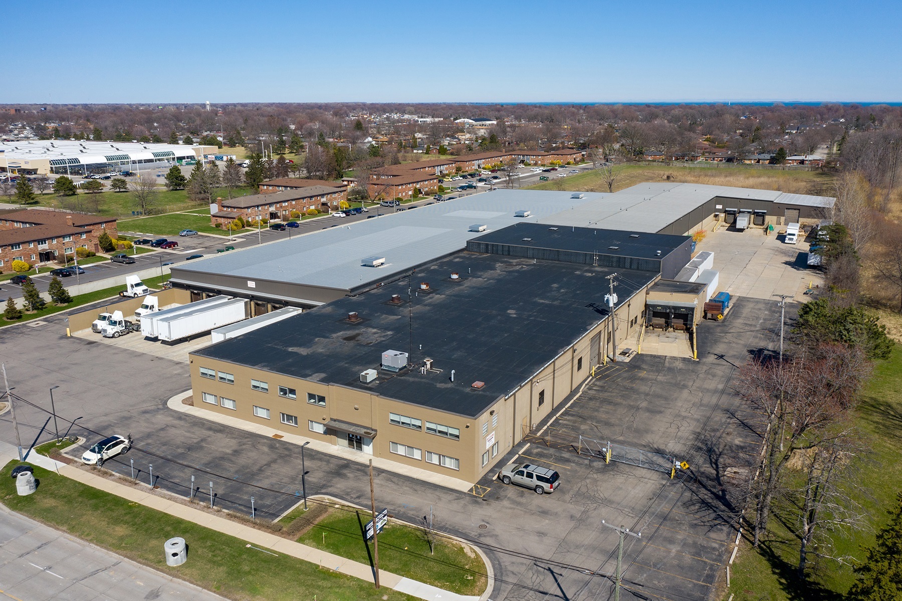 30450 Little Mack Ave. in Roseville, Michigan. (L. Mason Capitani)