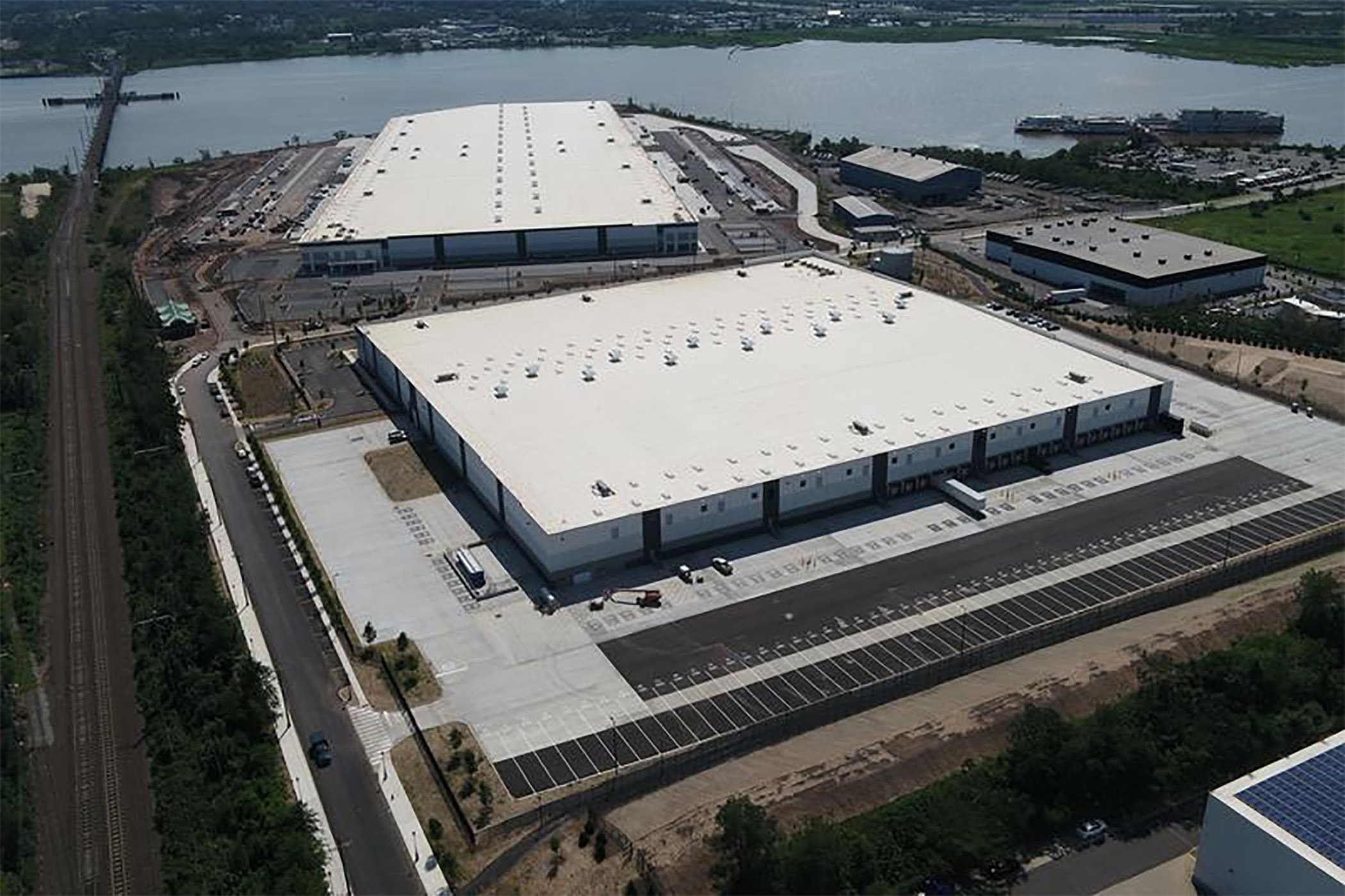 Home Depot to Open Second New Jersey Distribution Center Next Year