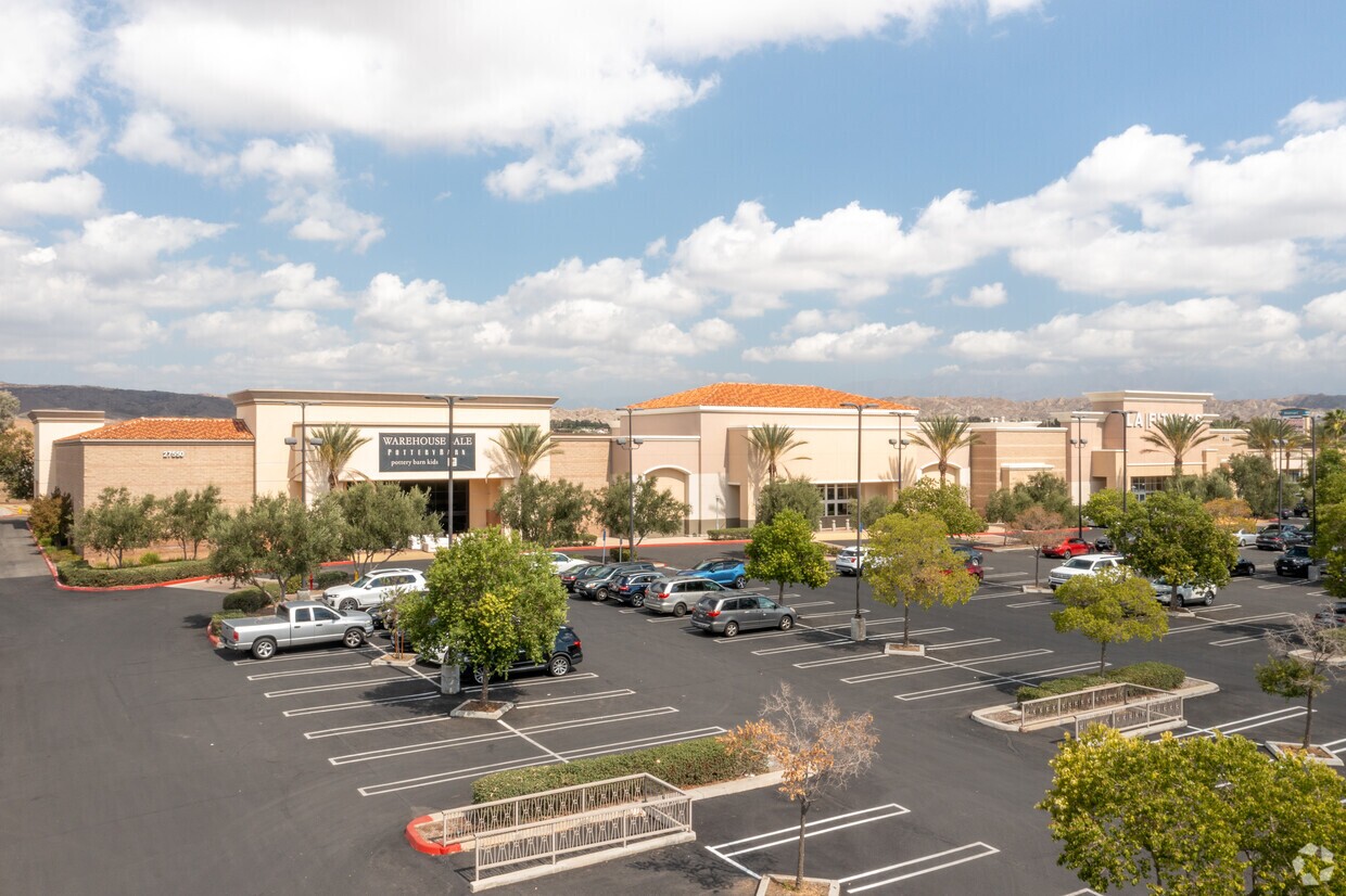 Sporting Goods Retailer Signs 10Year Lease at Moreno Beach Plaza