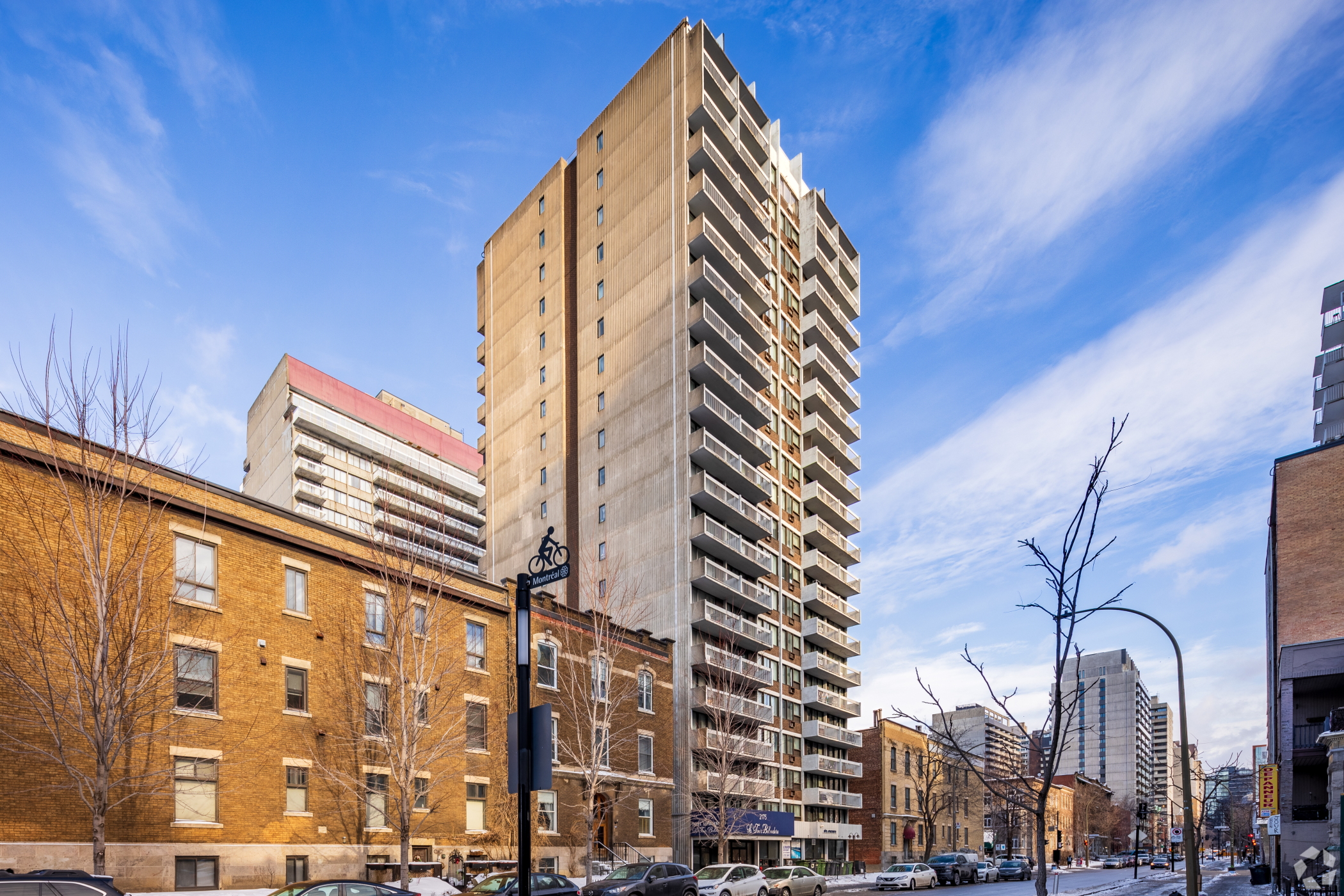 Investor buys La Tour Belvedere hotel in downtown Montreal