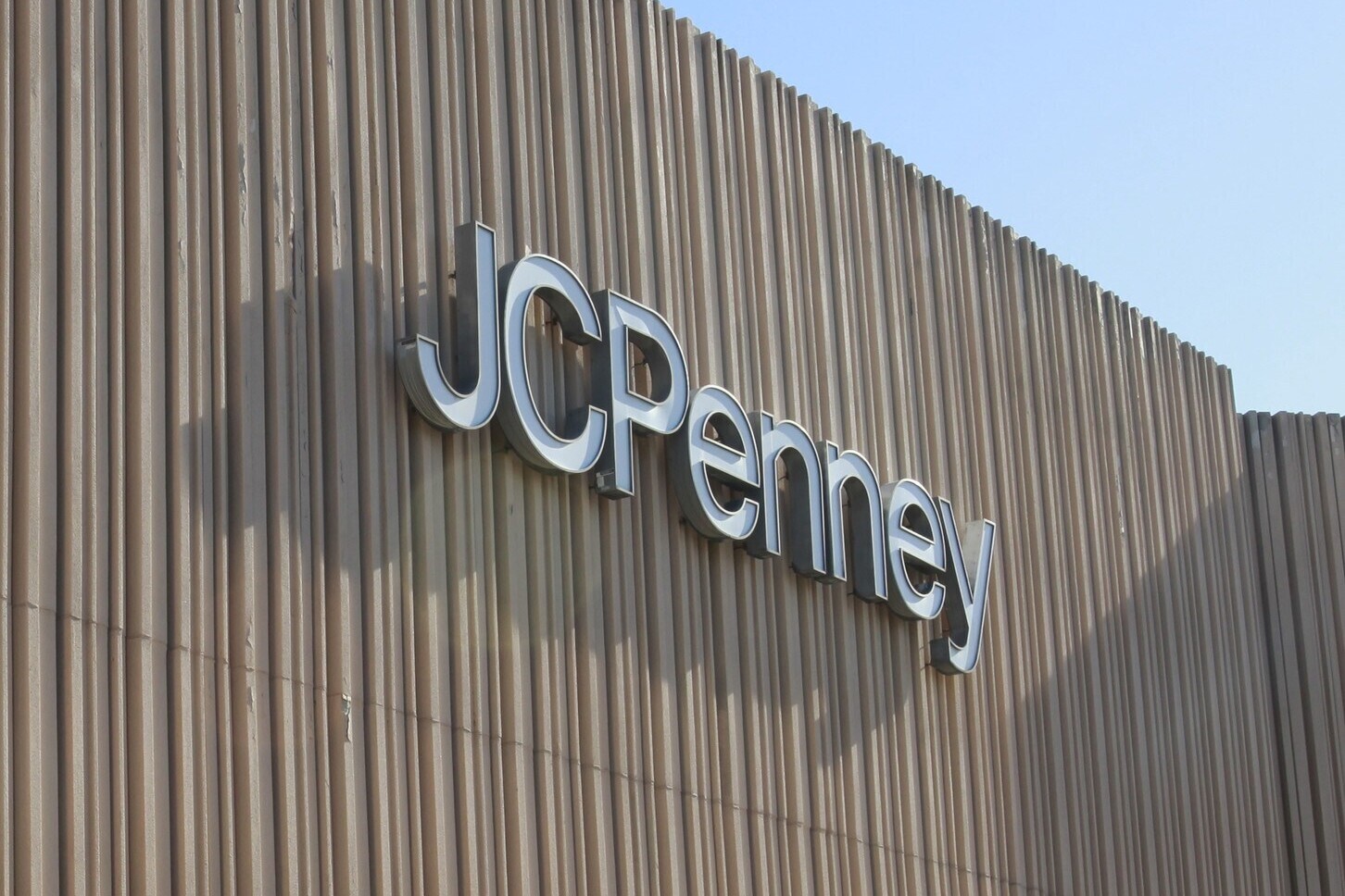 The $974 million sale of 119 J.C. Penney stores is slated to close in September. (CoStar)