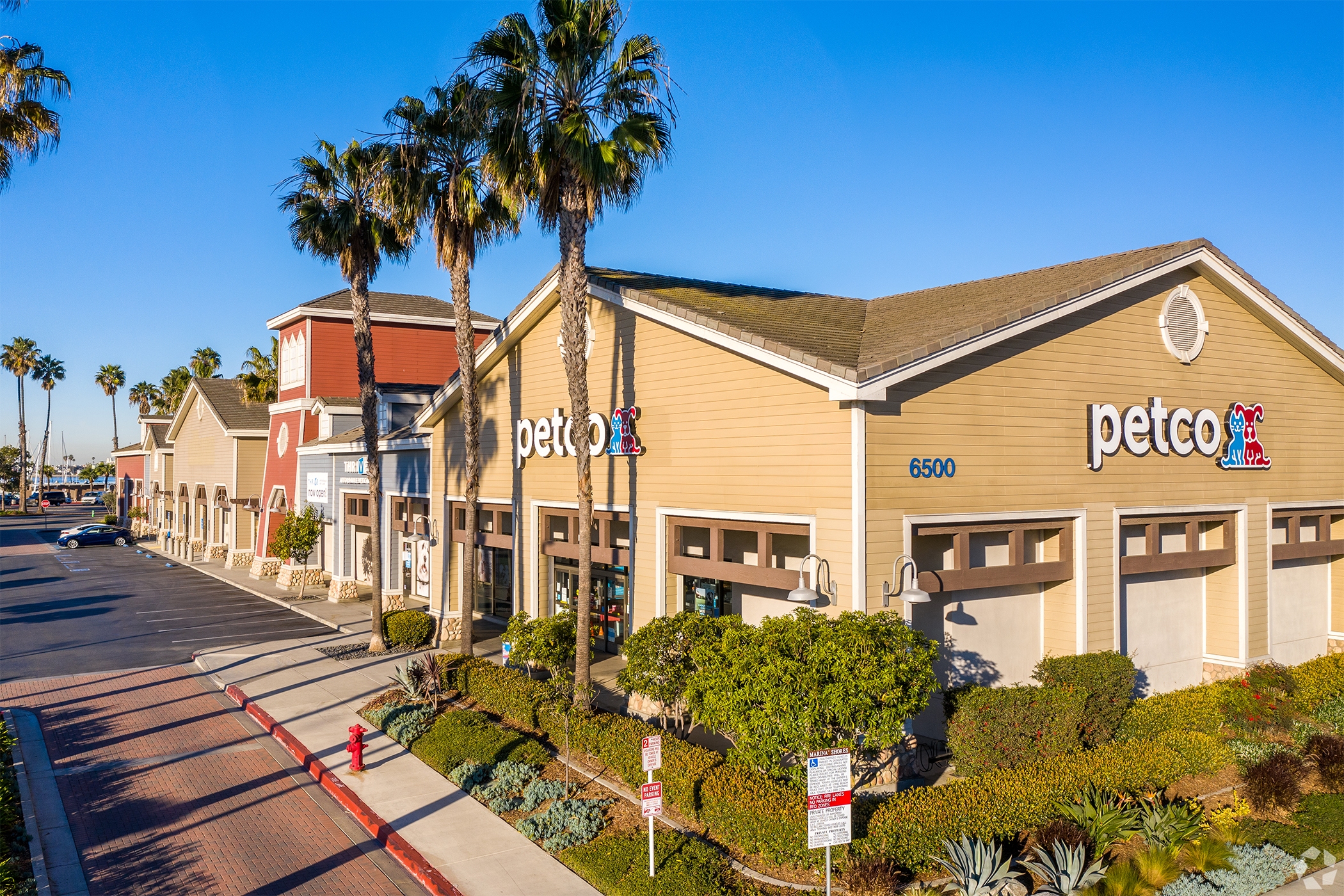 Canadian developer Onni Group purchased 68,000 square feet of retail space in Long Beach, California, as it deepens its greater Los Angeles investment. (CoStar)