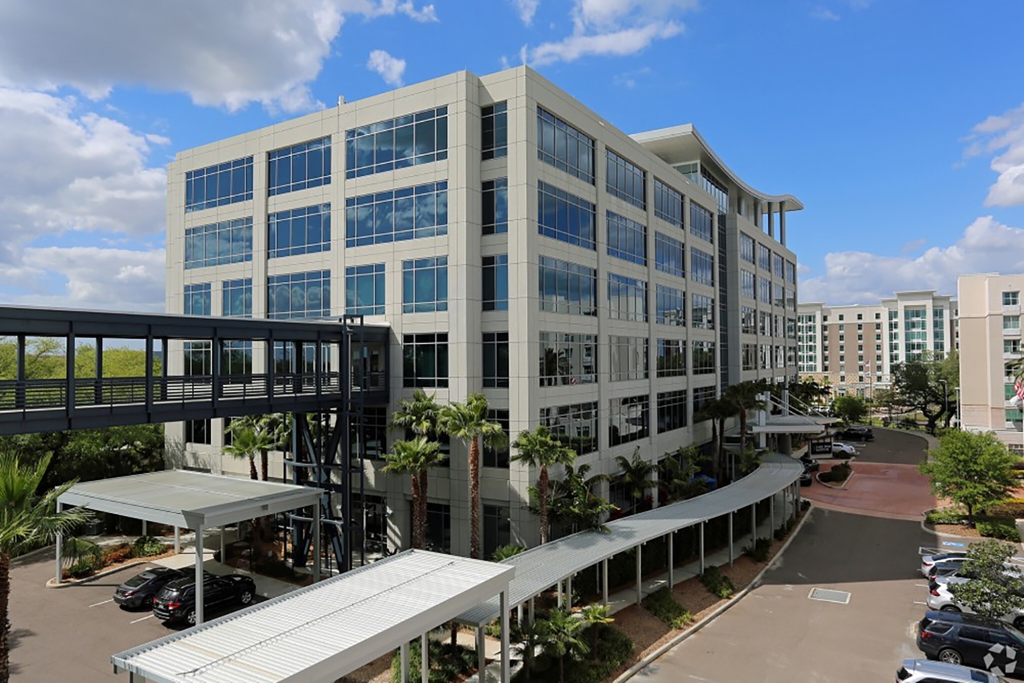 Apparel Firm to Consolidate Operations in Empty Tampa Building