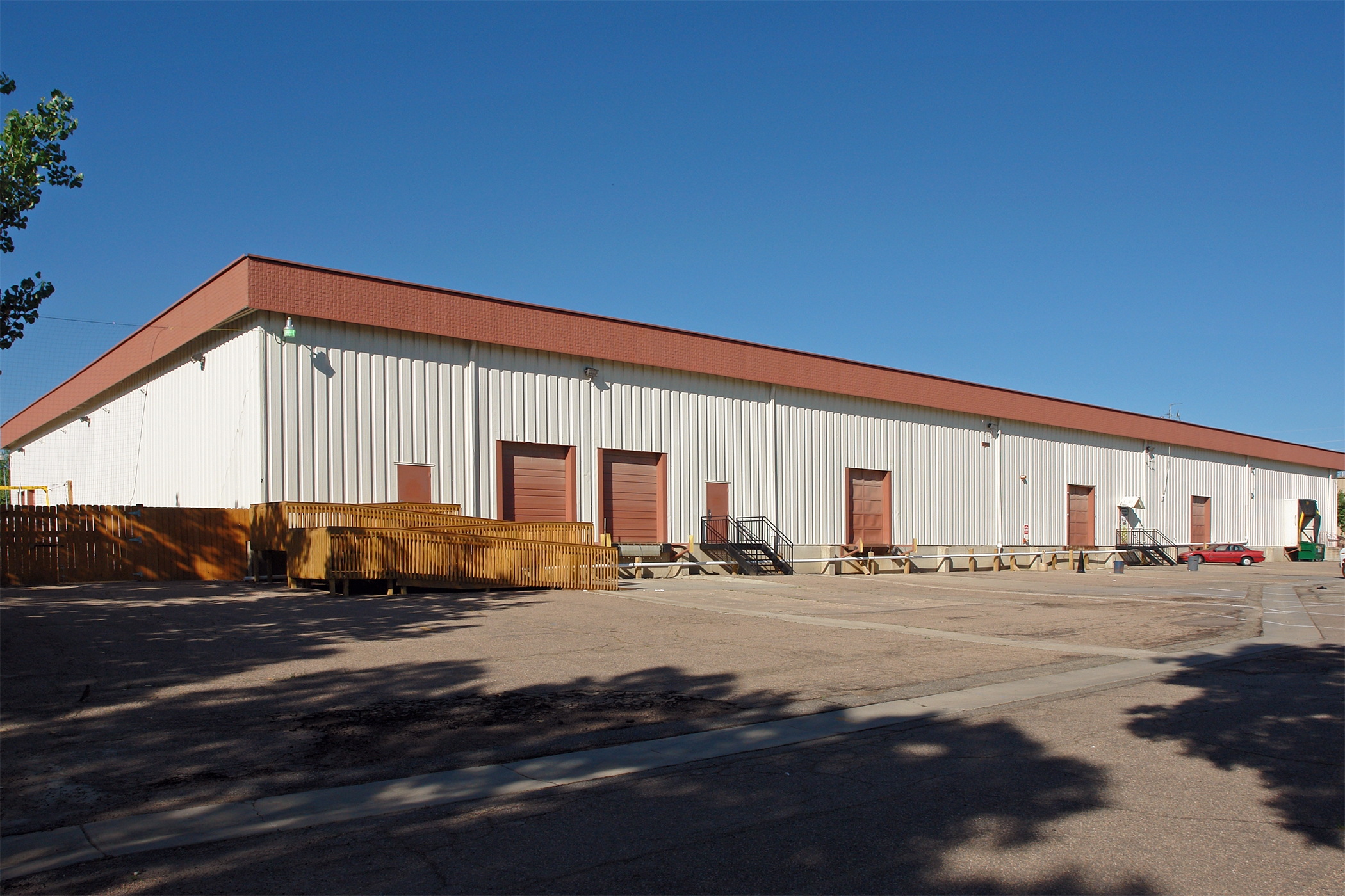 News California Investor Acquires Denver Industrial Portfolio, Plans Renovation