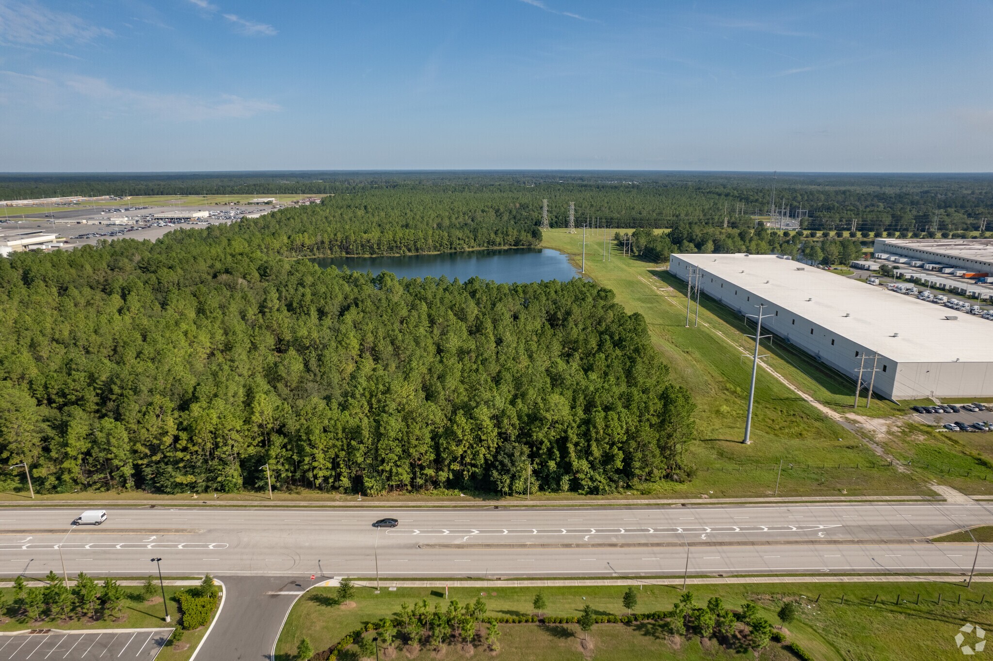 Building 8 of the Florida Gateway Logistic Park was completed in April 2023. (CoStar)
