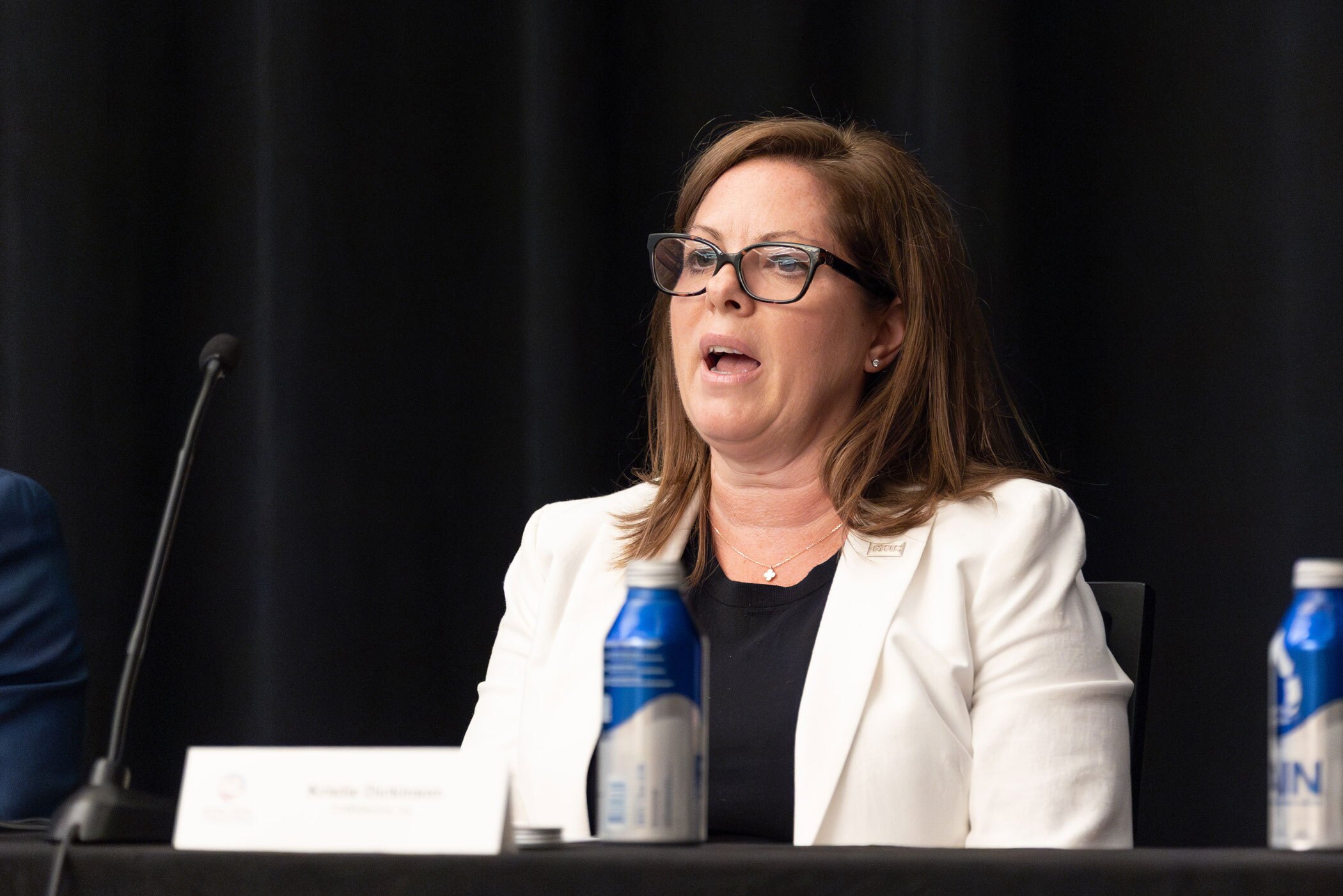 Kristie Dickinson, managing director and executive vice president at CHMWarnick, speaks on a panel at the 2025 Hotel Data Conference. (CoStar)