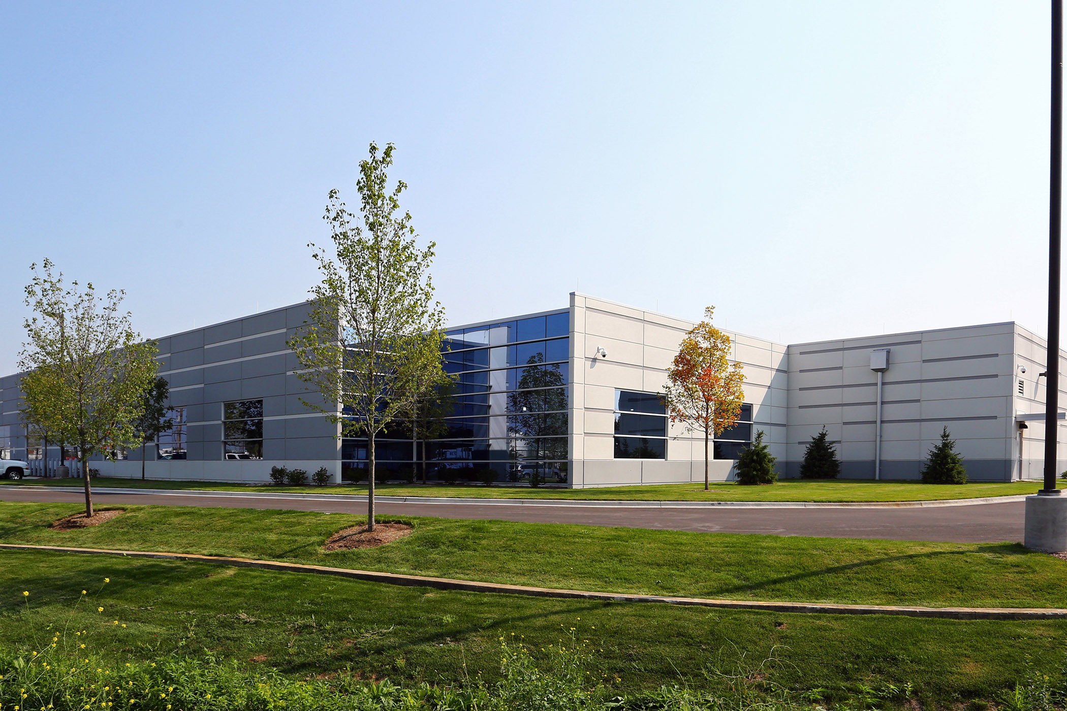 CH2 Data Center is one of three GI Partners and Digital Realty own in Elk Grove, Illinois. (CoStar)