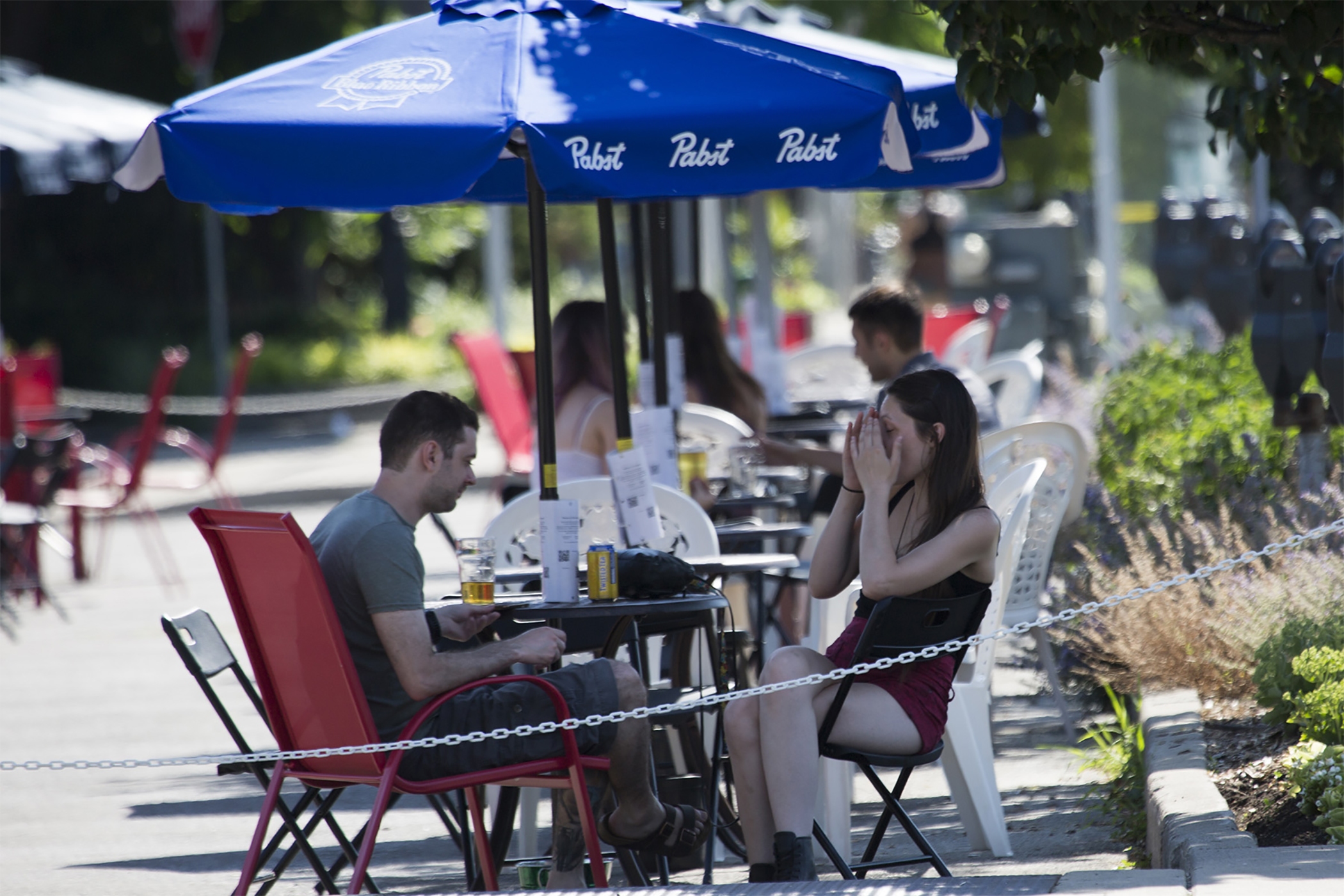 Canadian Restaurateurs Turn to Patios Only To Face New COVID19 Rules