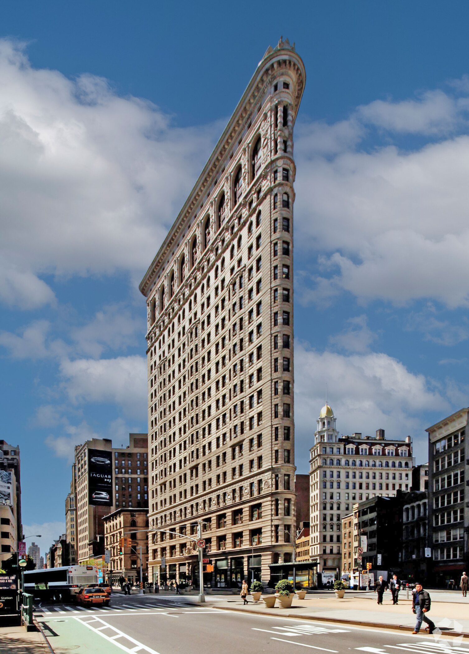 New York’s Flatiron Building Sale Thrown Into Confusion by Lack of Down