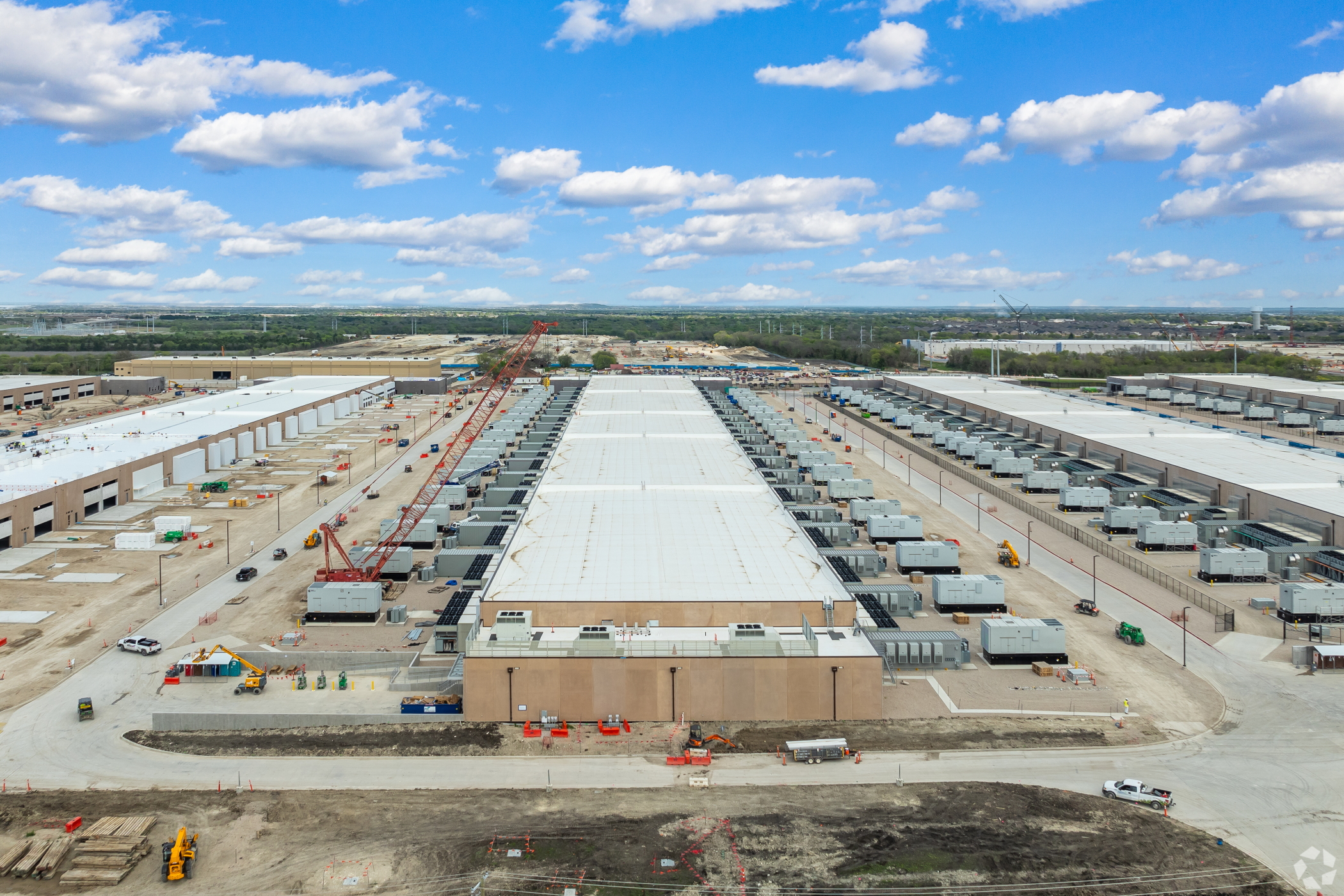 News Microsoft adds to Dallasarea bandwidth as data center developer