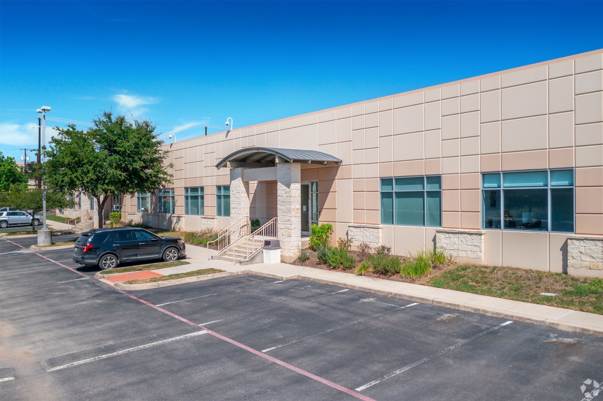 Fuller Realty Interests Buys FiveBuilding Office Park in San Antonio