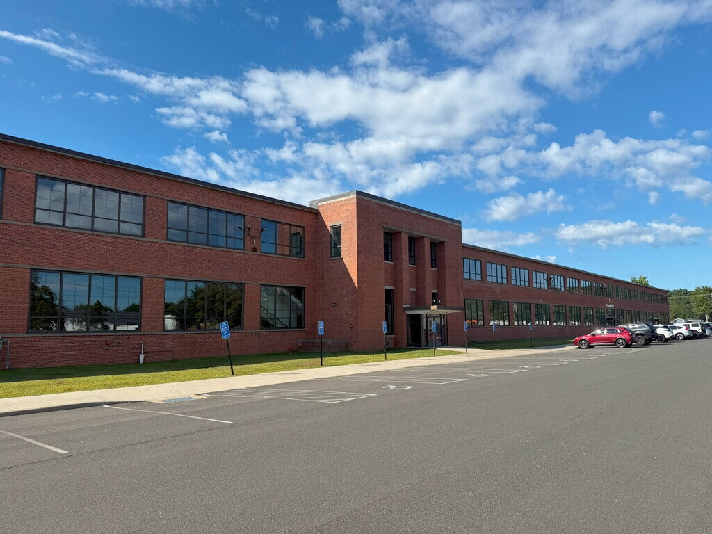 News | Farren International leases substantial space in warehouse outside Hartford, Connecticut