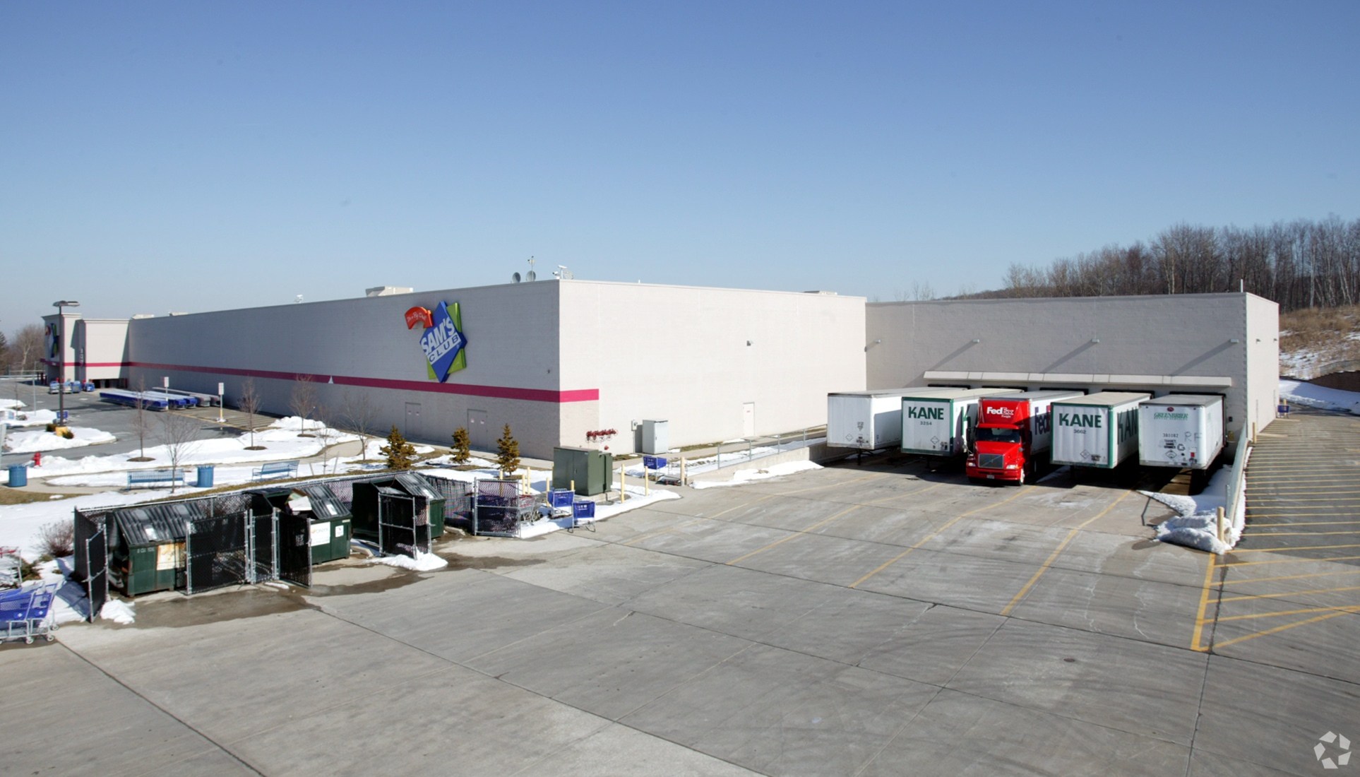 Amazon Leases Former Sam's Club in New Jersey