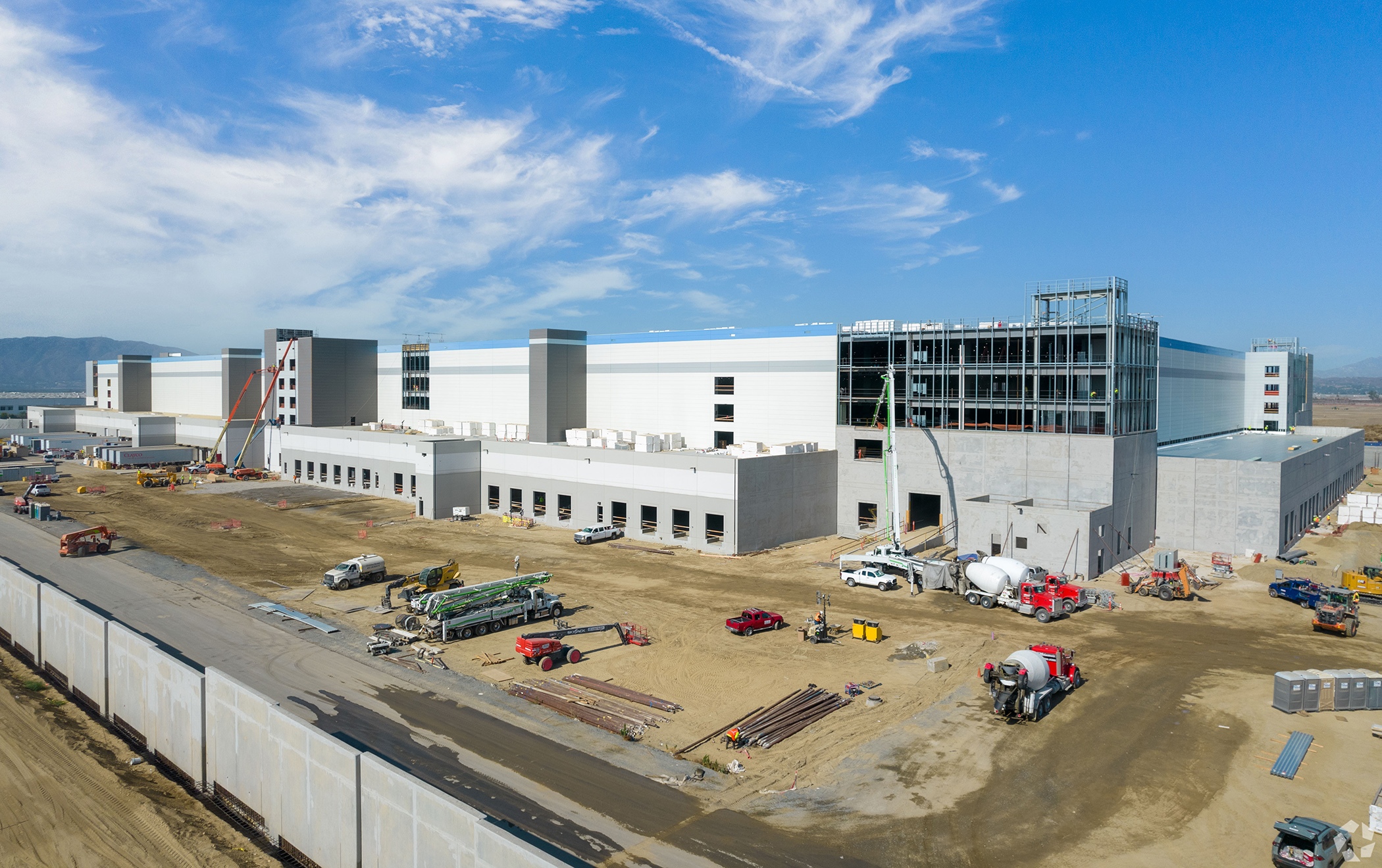 Amazon Buys Up Thousands of Acres As It Eyes Future Real Estate Needs