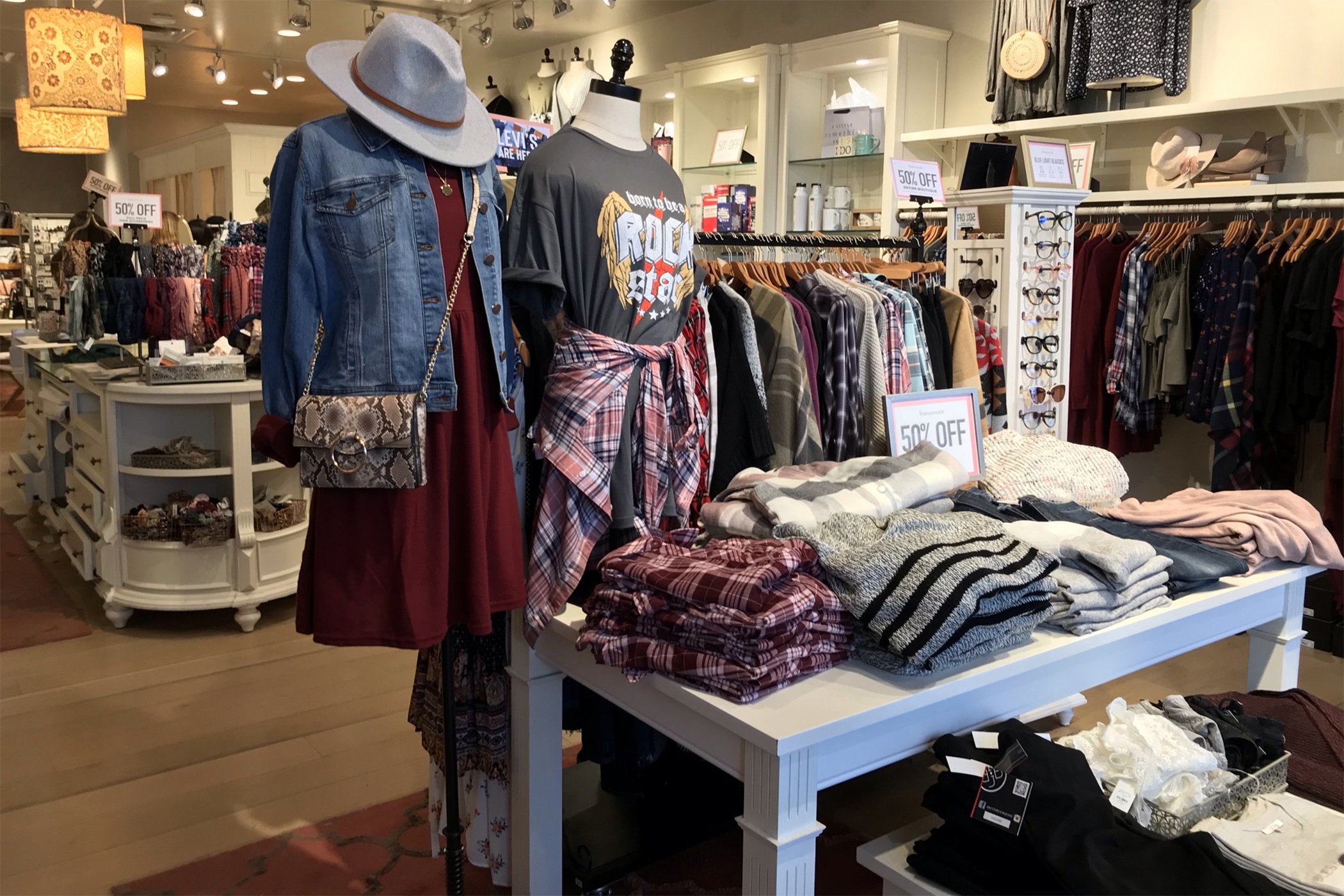 Francesca's to Close 140 Stores Across the Nation