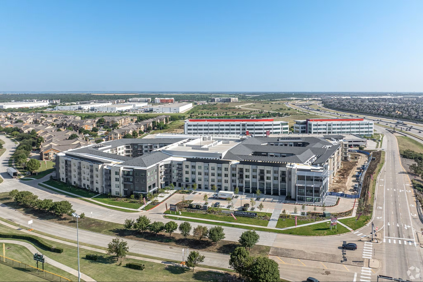 News | Luxury apartment complex opens in Carrollton, Texas