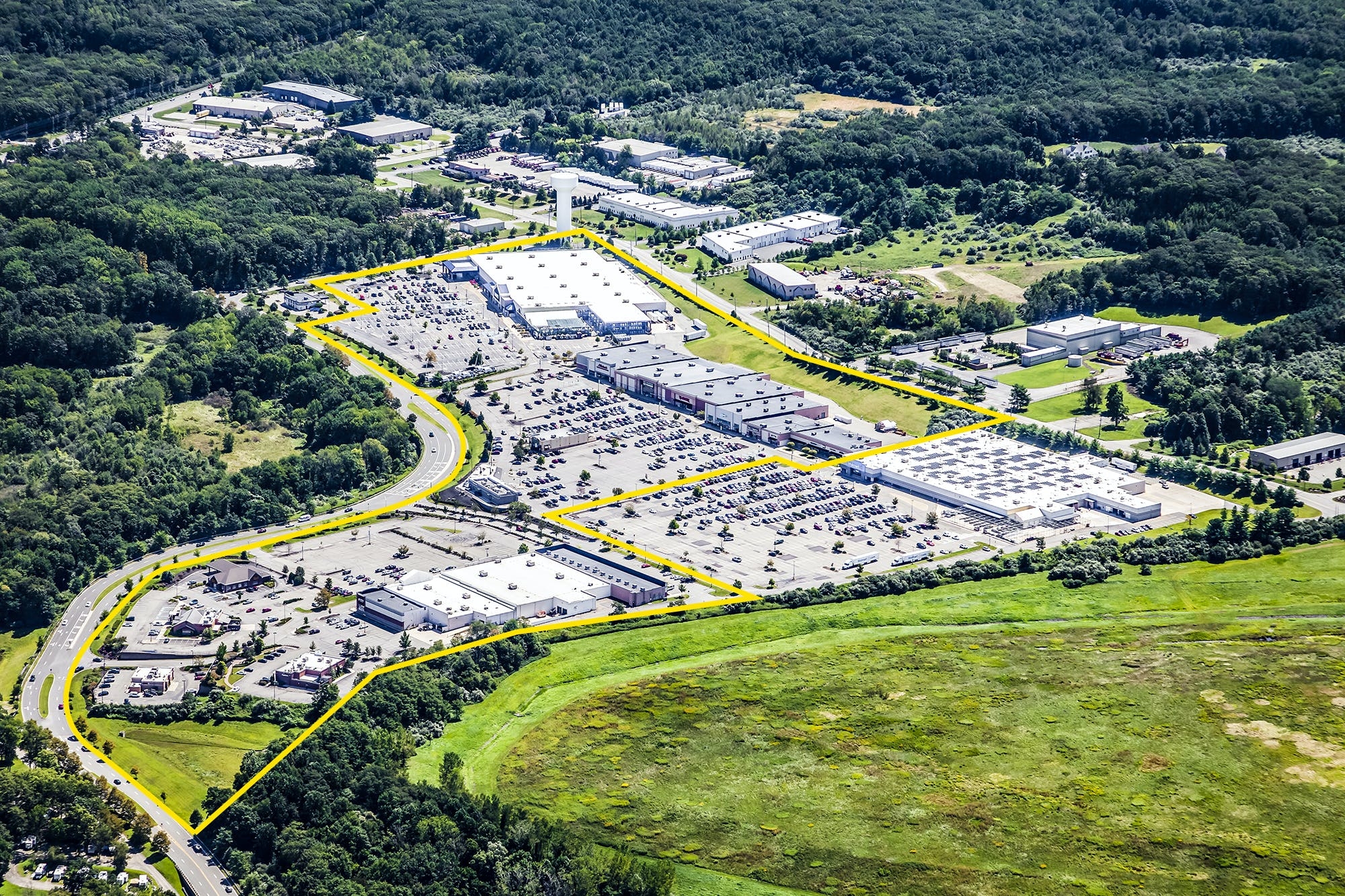 The anchors at ITC Crossing South now include Lowe’s, T.J. Maxx, Michaels and Bed Bath &amp; Beyond. (R.J. Brunelli &amp; Co.)