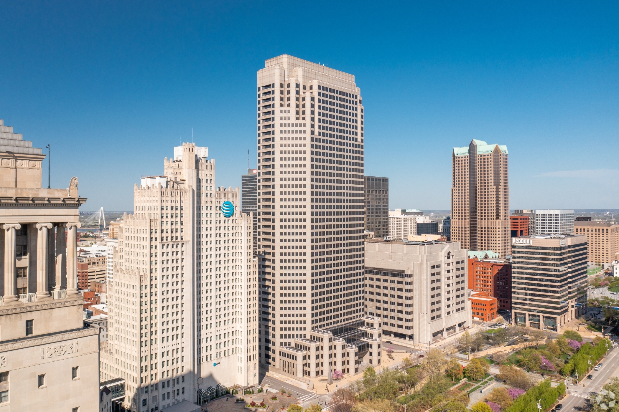 News One of St. Louis’ Tallest Office Towers, Empty for Years, Sells