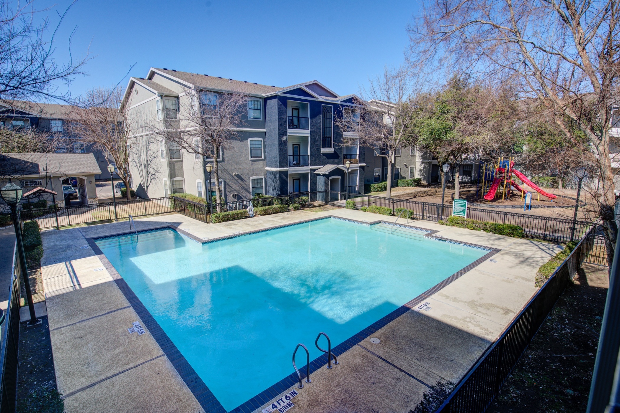 New York Firm Sells Off South Dallas Apartment Property