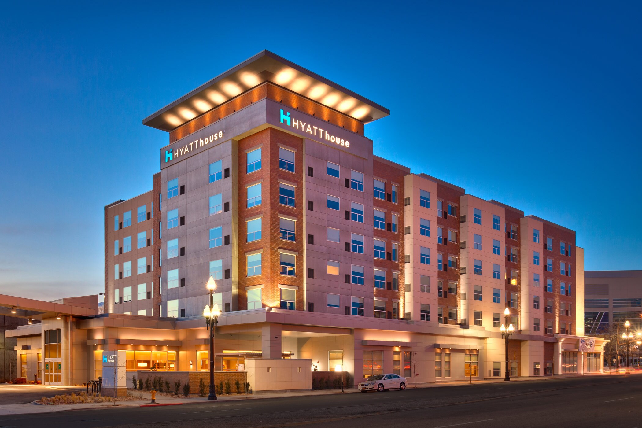 US Hotel Deals: Apple Hospitality REIT Picks Up Salt Lake City Hotels