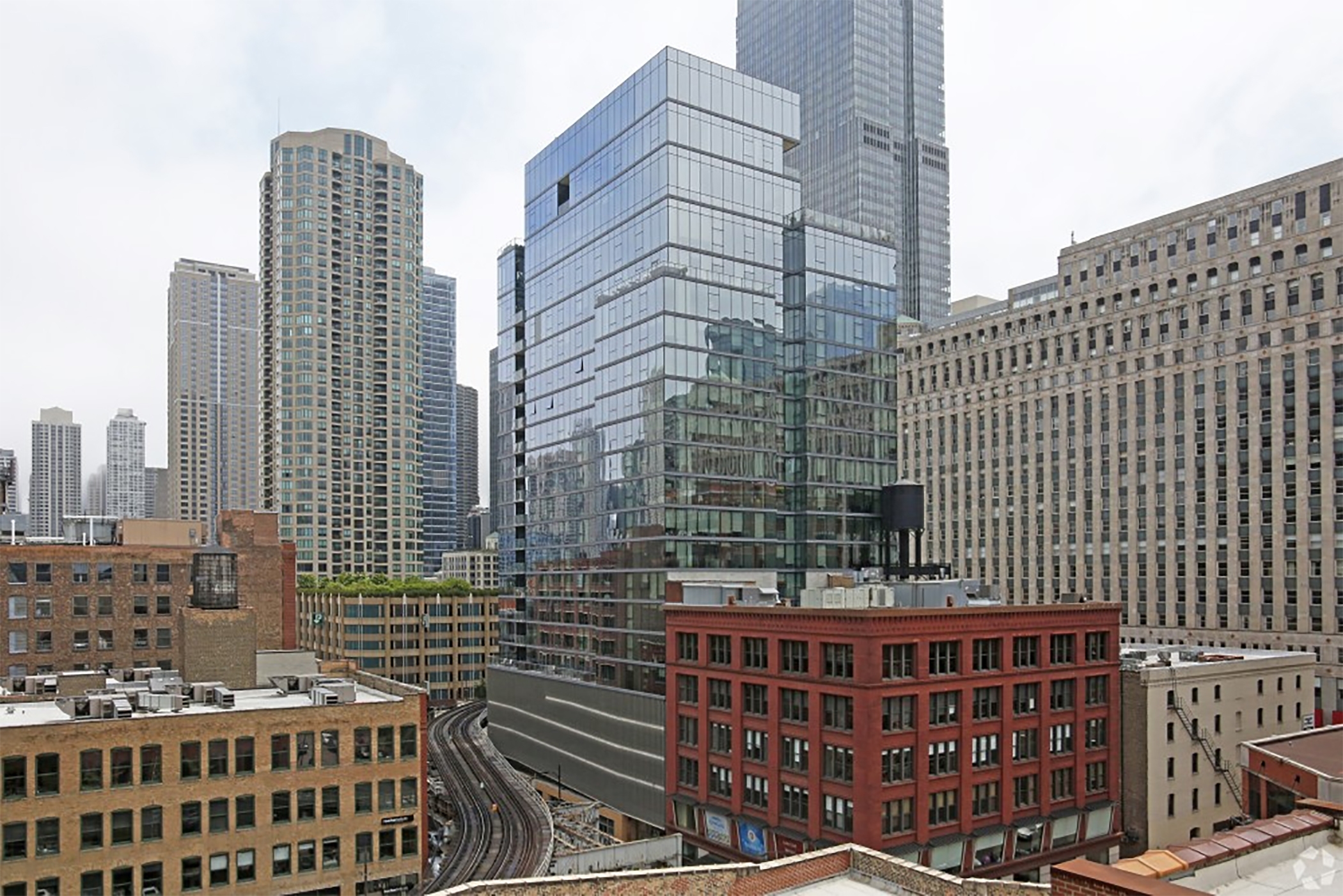 Draper and Kramer Buys Luxury Chicago Apartments