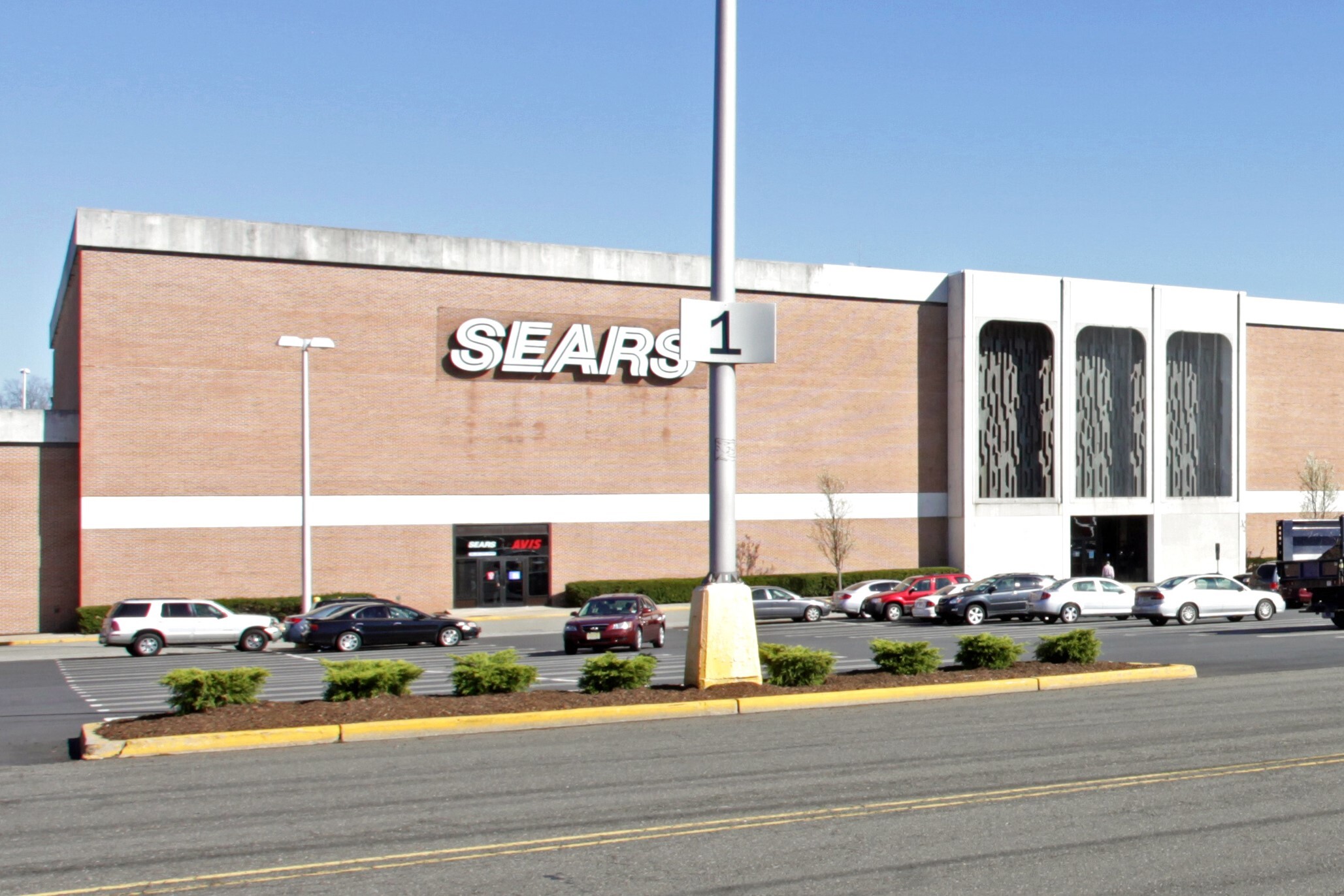 Empty BigBox Sears Store May Be Prototype for New Use Coronavirus