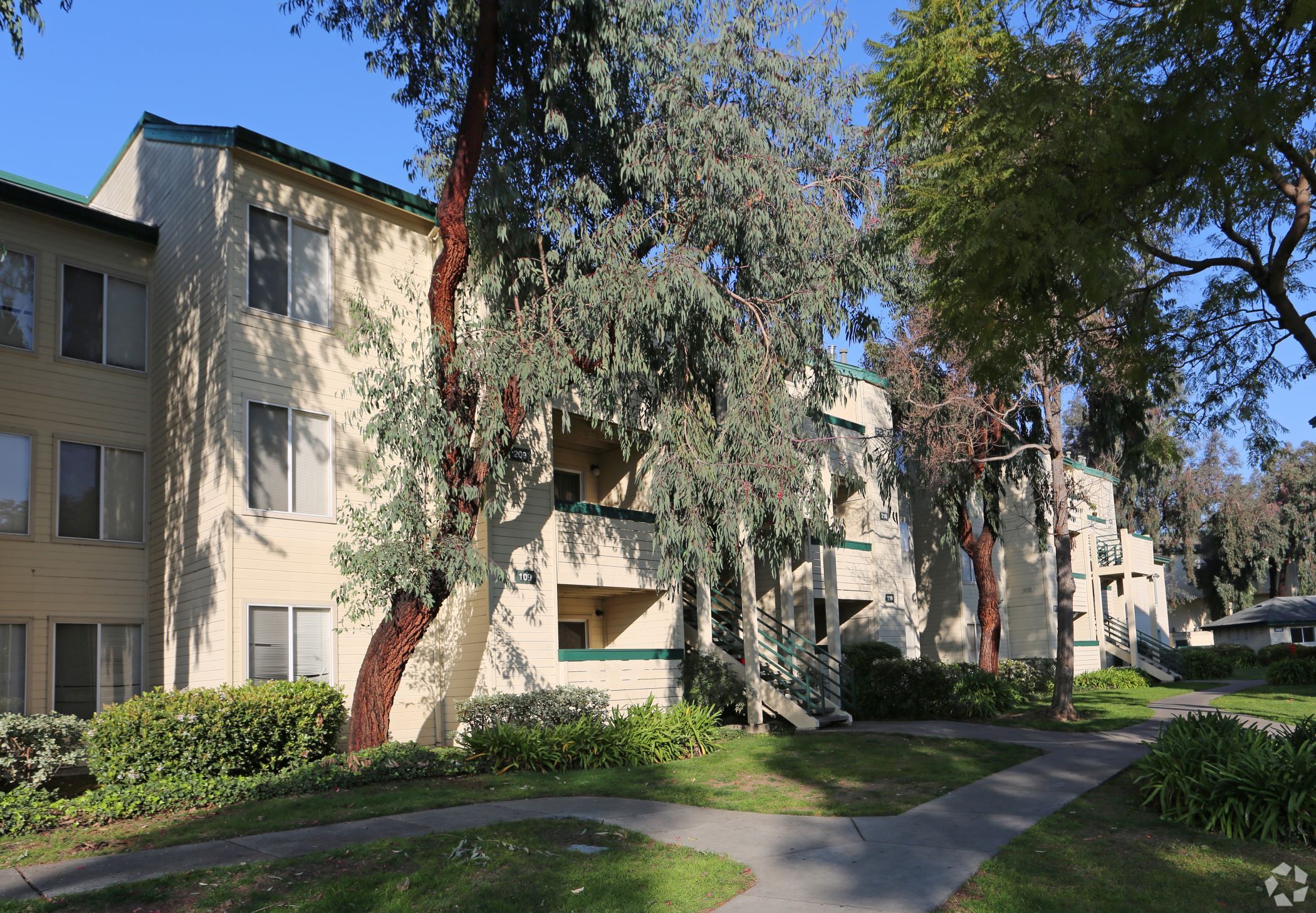 Investment Firm Stitches Together Purchases as Appeal of Bay Area