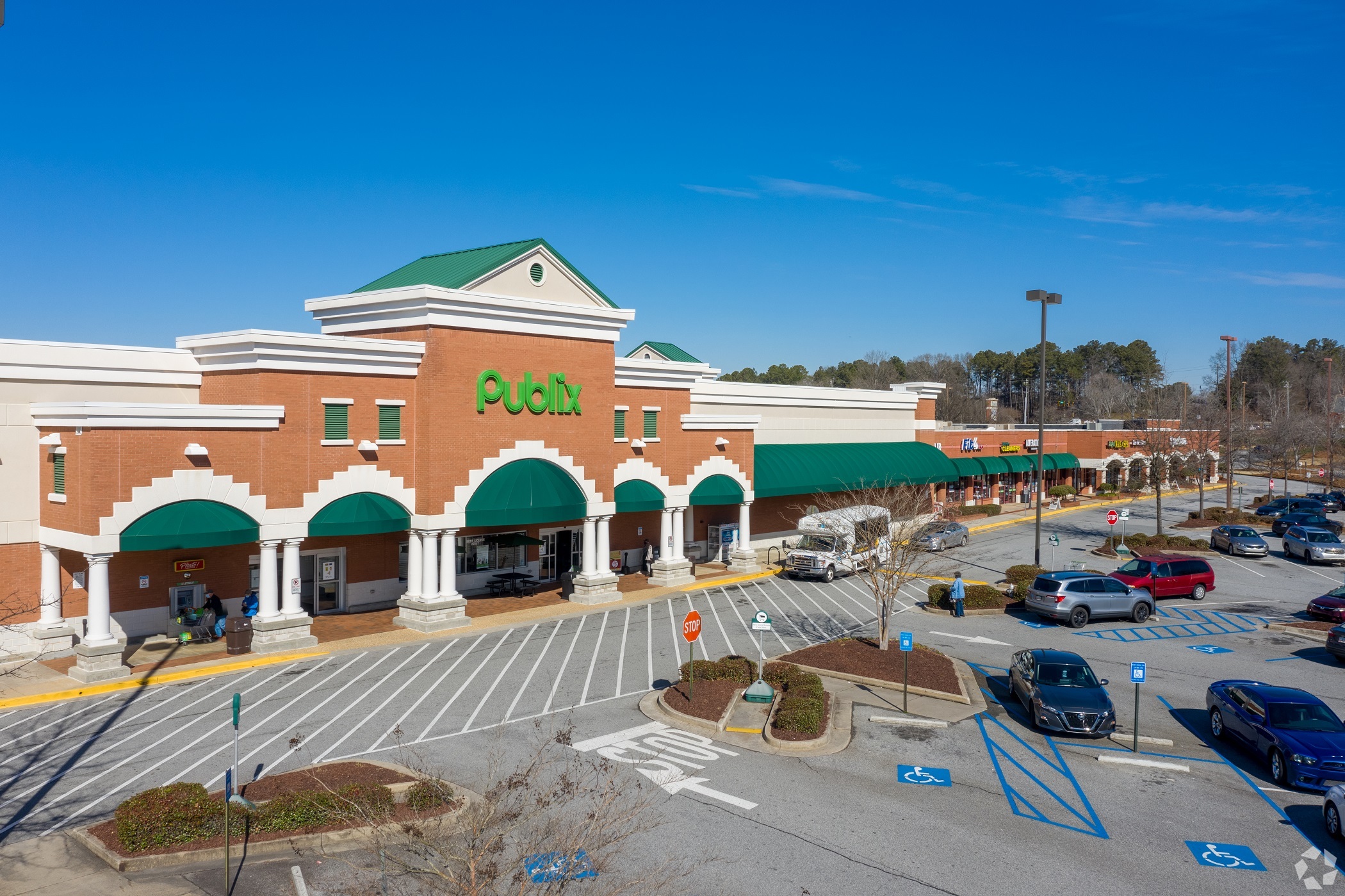 PublixAnchored Shopping Center Trades in Roswell,