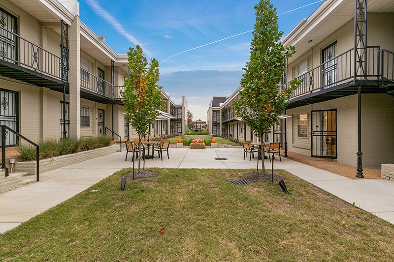 Wogan Group Pays 12 5 Million For Memphis Apartment Complex