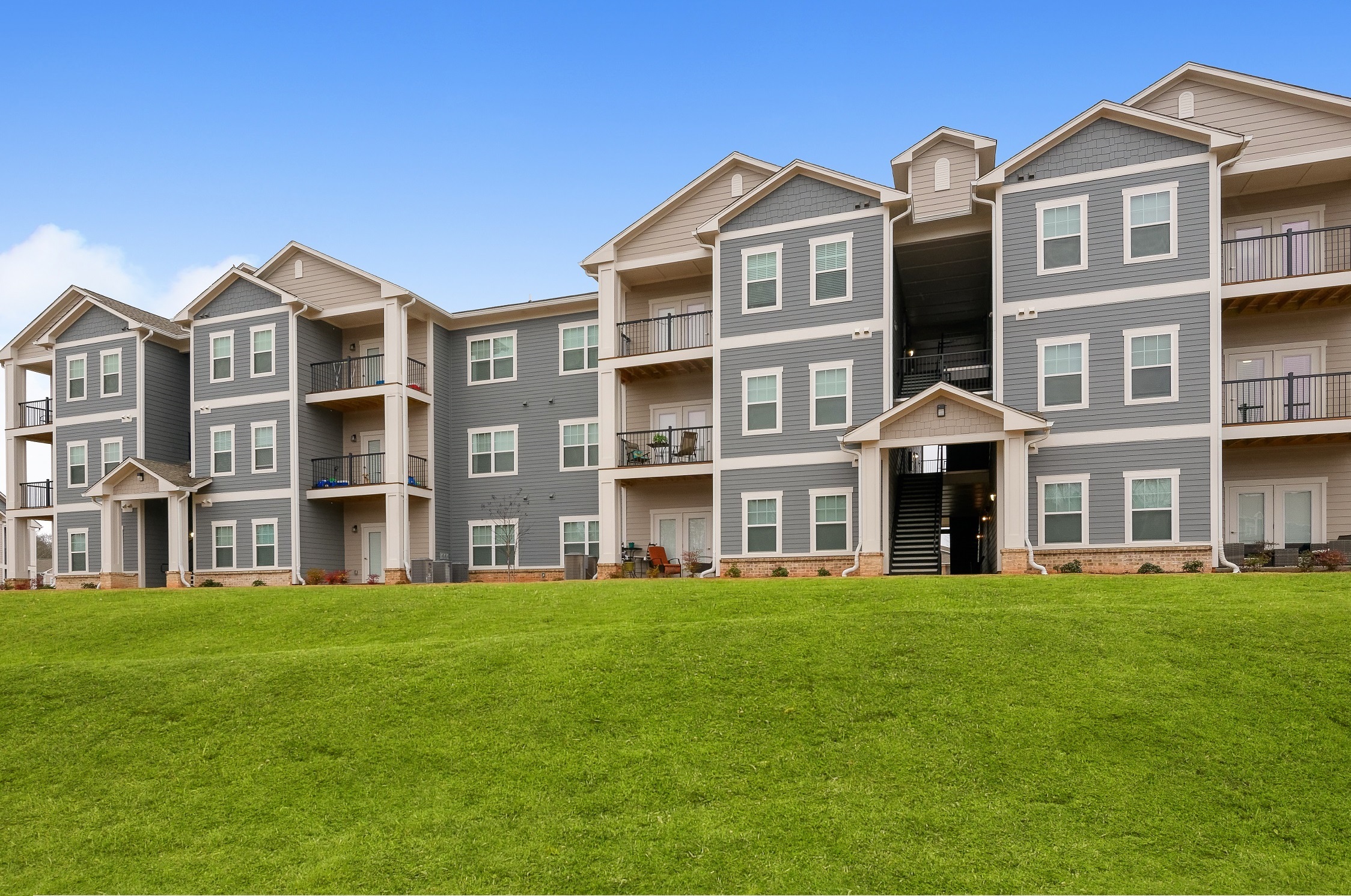 Florida Venture Nabs New 53 West Complex In Oakwood Georgia