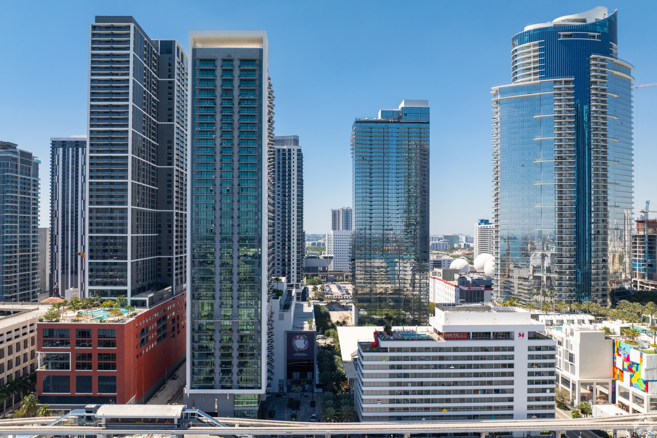 Miami Worldcenter connects to the city's four mass transit options: the Metrorail, Metromover, Tri-Rail and Brightline. (CoStar)