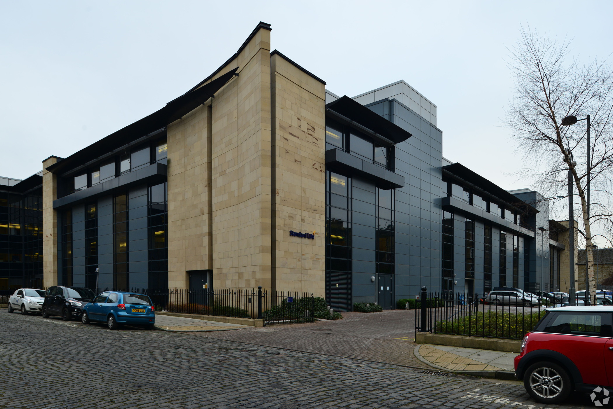 BlackRock Signs for Major Edinburgh Headquarters