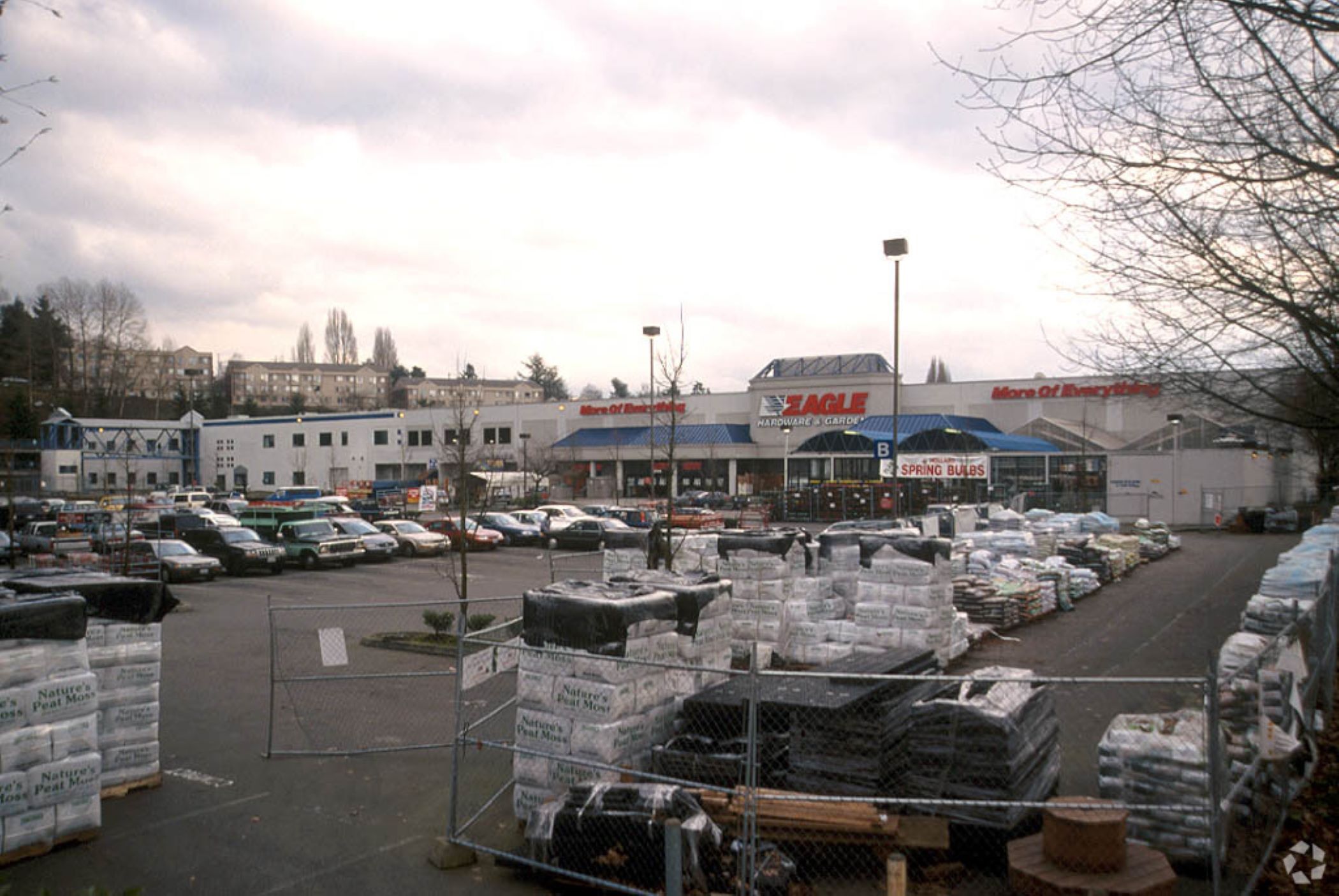 Amazon Rules Out Pair of Seattle Warehouse Sites