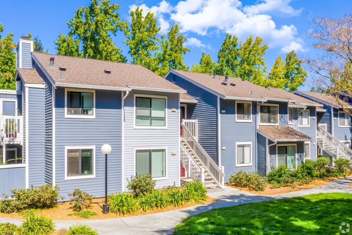 Silicon Valley Investor Scoops Up Apartment Complex Near Tesla Plant in